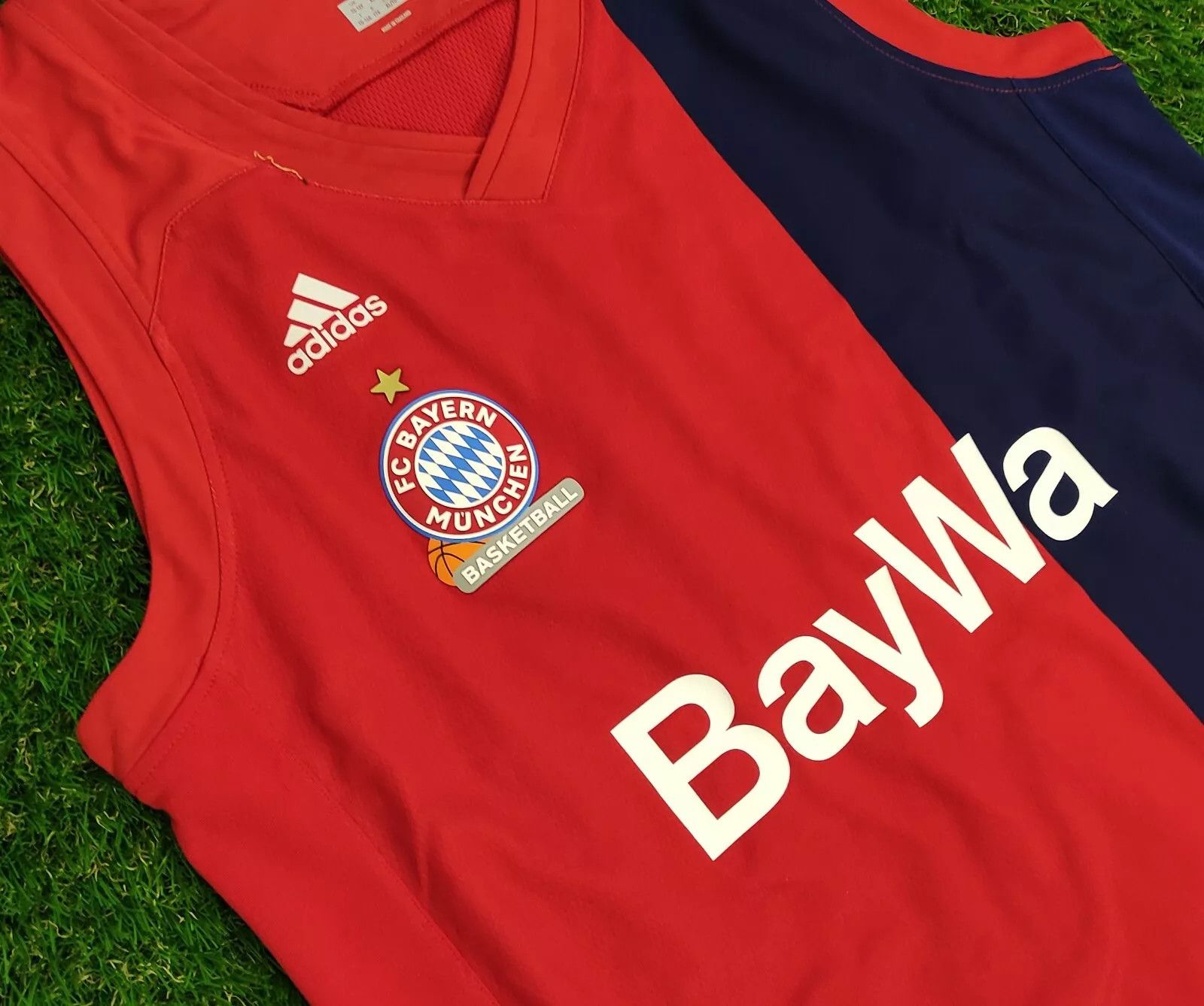 Adidas BAYERN MUNICH BASKETBALL SHIRT JERSEY Size US XS / EU 42 / 0 - 4 Thumbnail