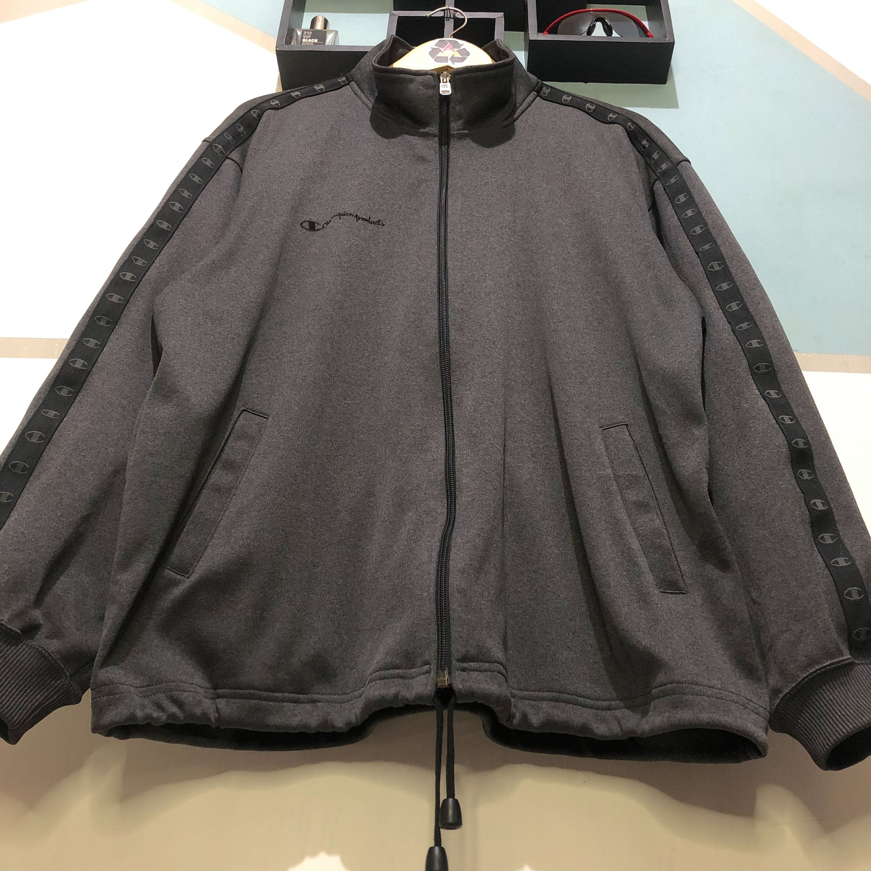 Champion Champion JASPO Vintage Track Jacket Size US L / EU 52-54 / 3 - 4 Thumbnail