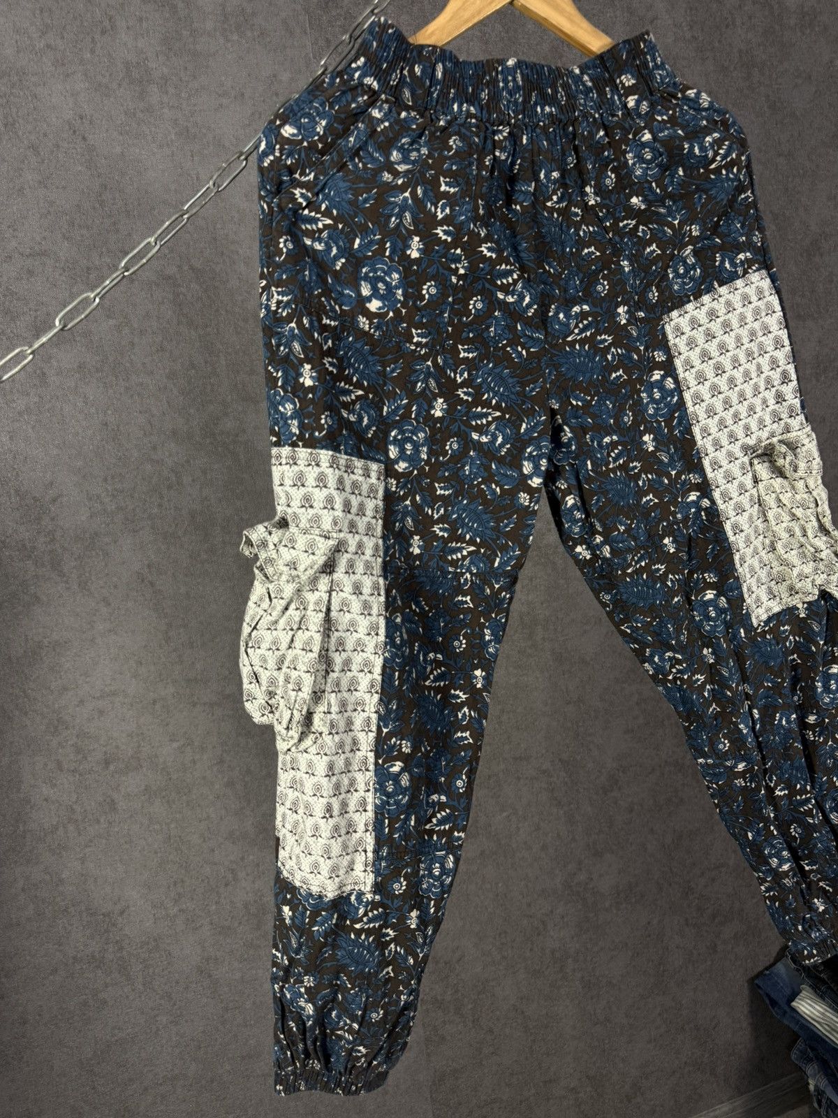 Urban Outfitters Urban Outfitters designer crazy pants Size US 29 - 3 Thumbnail