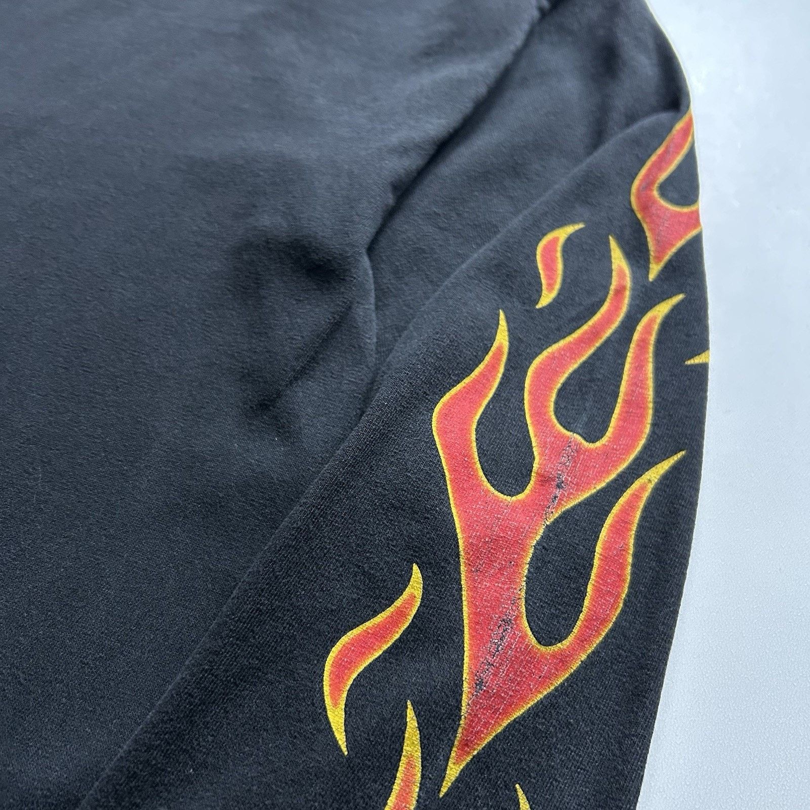 Vintage Vintage Y2K Long Sleeve Shirt Flames Fire Faded Black Small Size US S / EU 44-46 / 1 - 5 Thumbnail