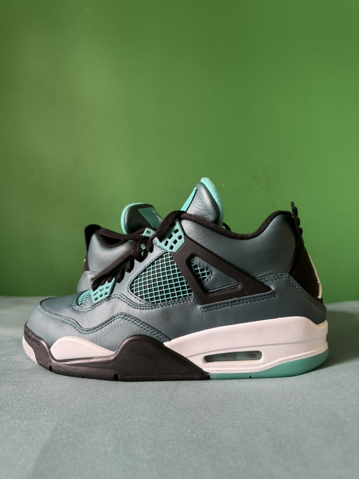Jordan Brand Nike Air Jordan 4 Teal 2015 Size US 9.5 / EU 42-43 - 1 Thumbnail