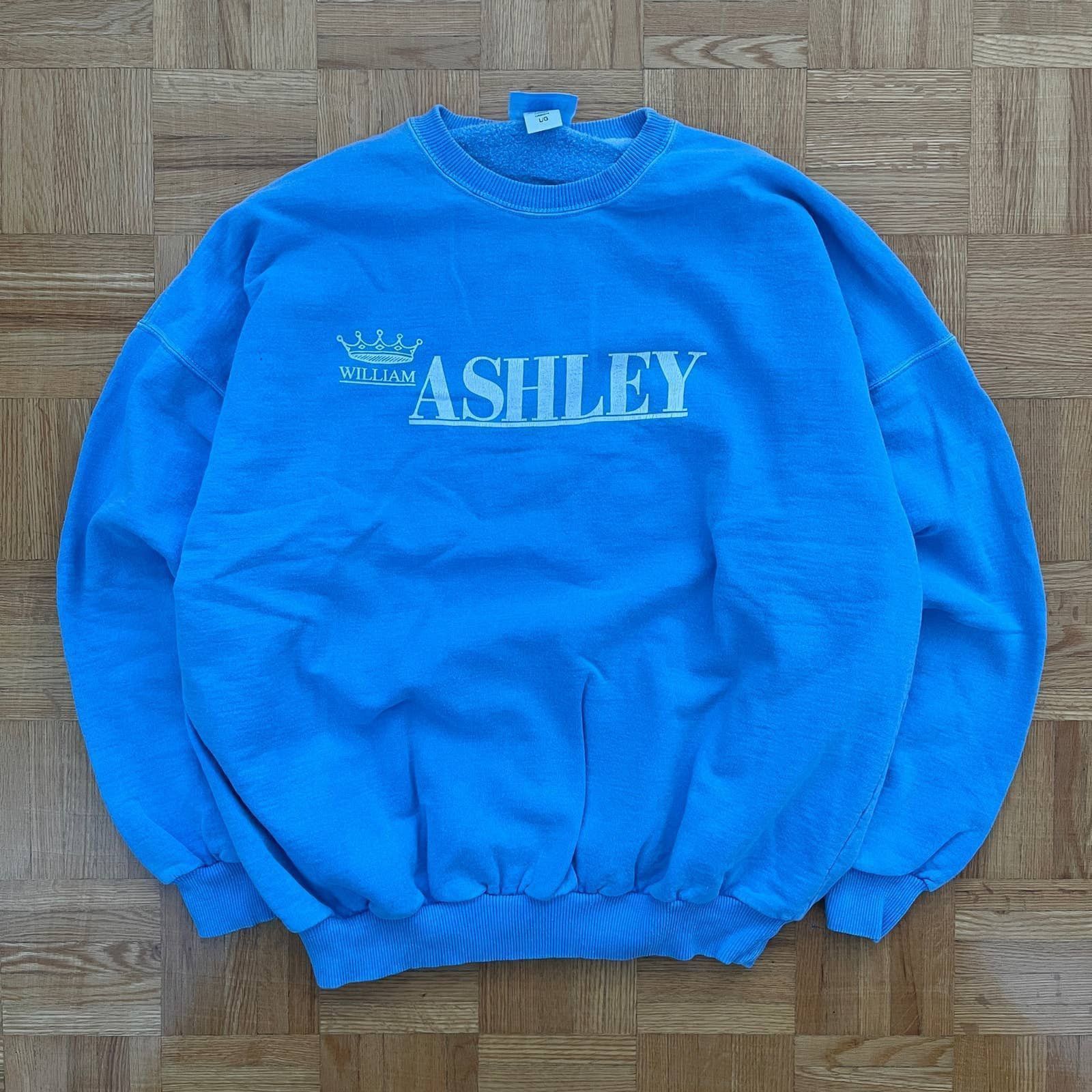 Vintage Vintage William Ashley Made in Canada Sweatshirt Size Large Size US L / EU 52-54 / 3 - 1 Thumbnail