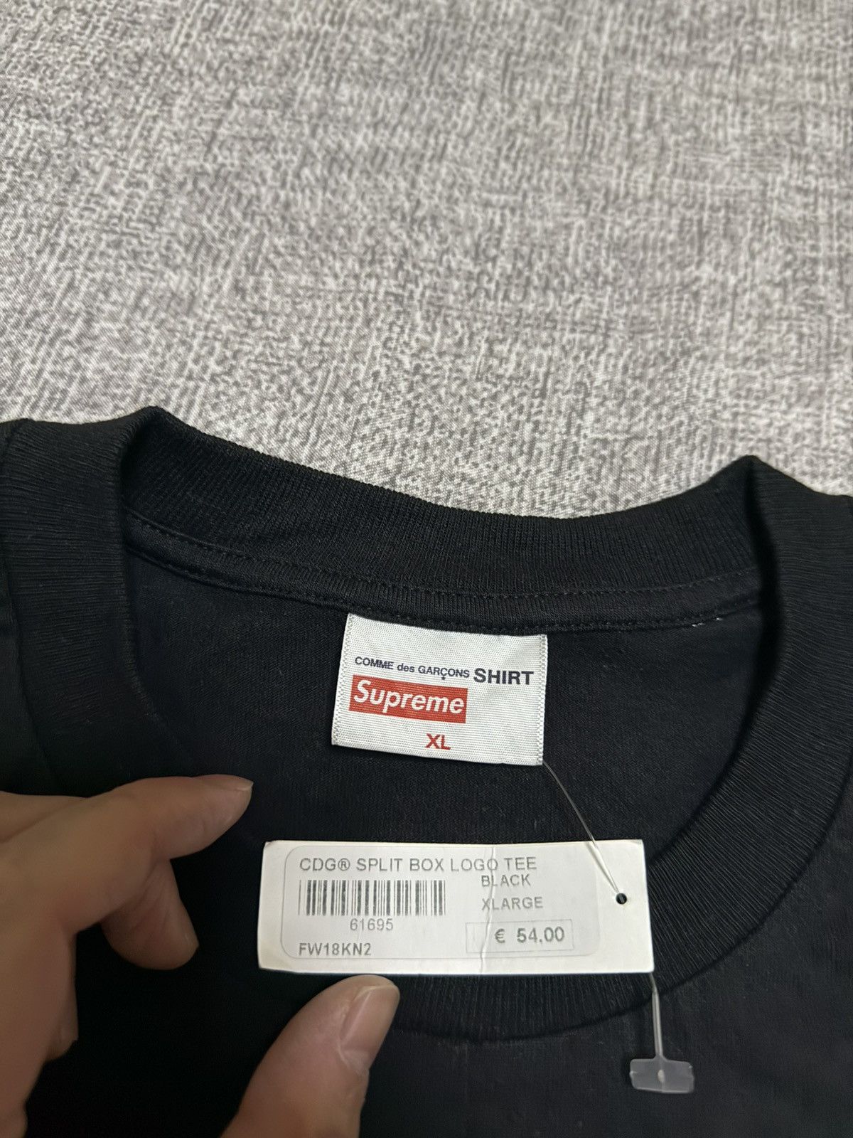 Comme des Garcons × Supreme Supreme cdg split box logo tee black Size US XL / EU 56 / 4 - 4 Thumbnail