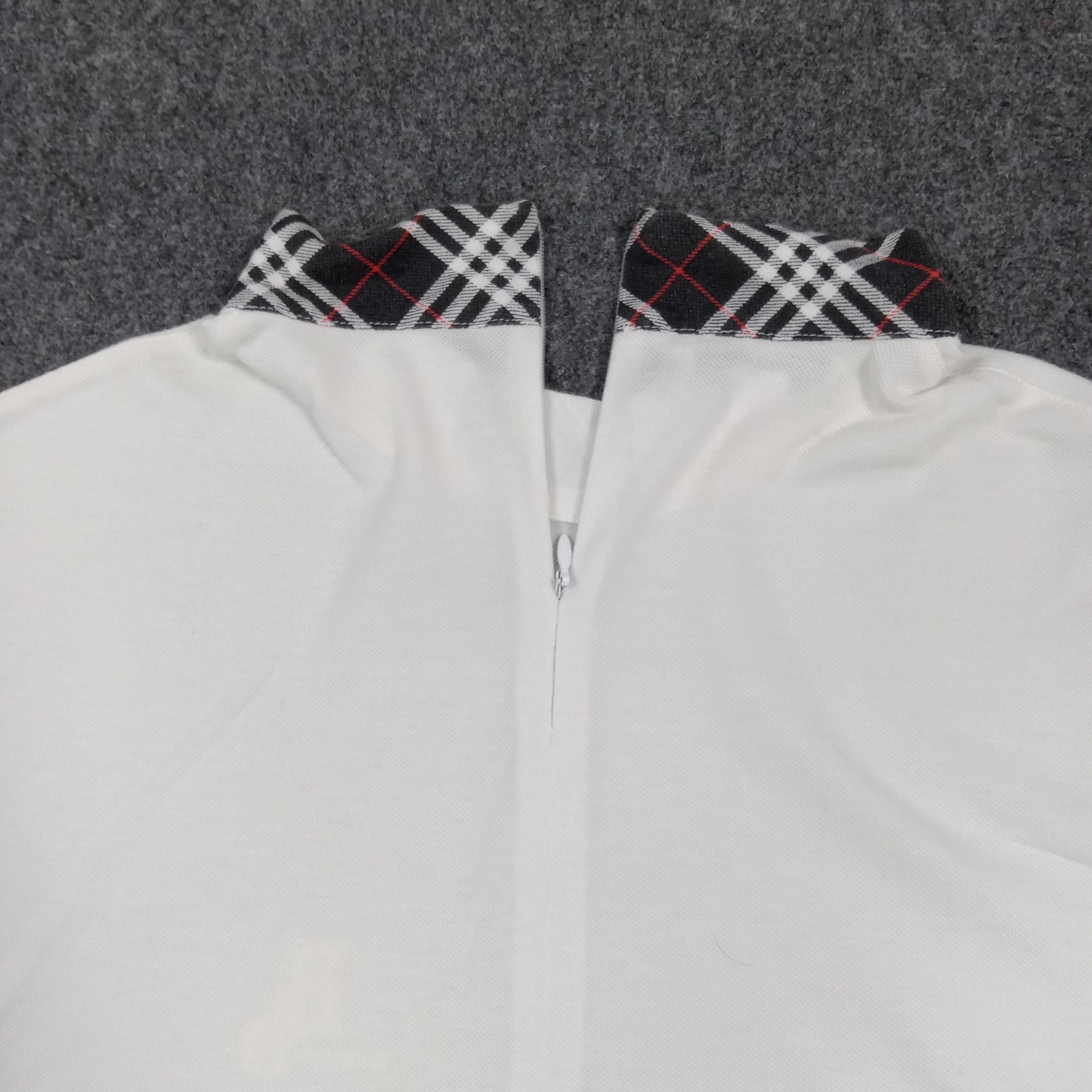 Burberry Burberrys' Nova Check Back Zipper Tshirt C285N4 Size US M / EU 48-50 / 2 - 5 Thumbnail