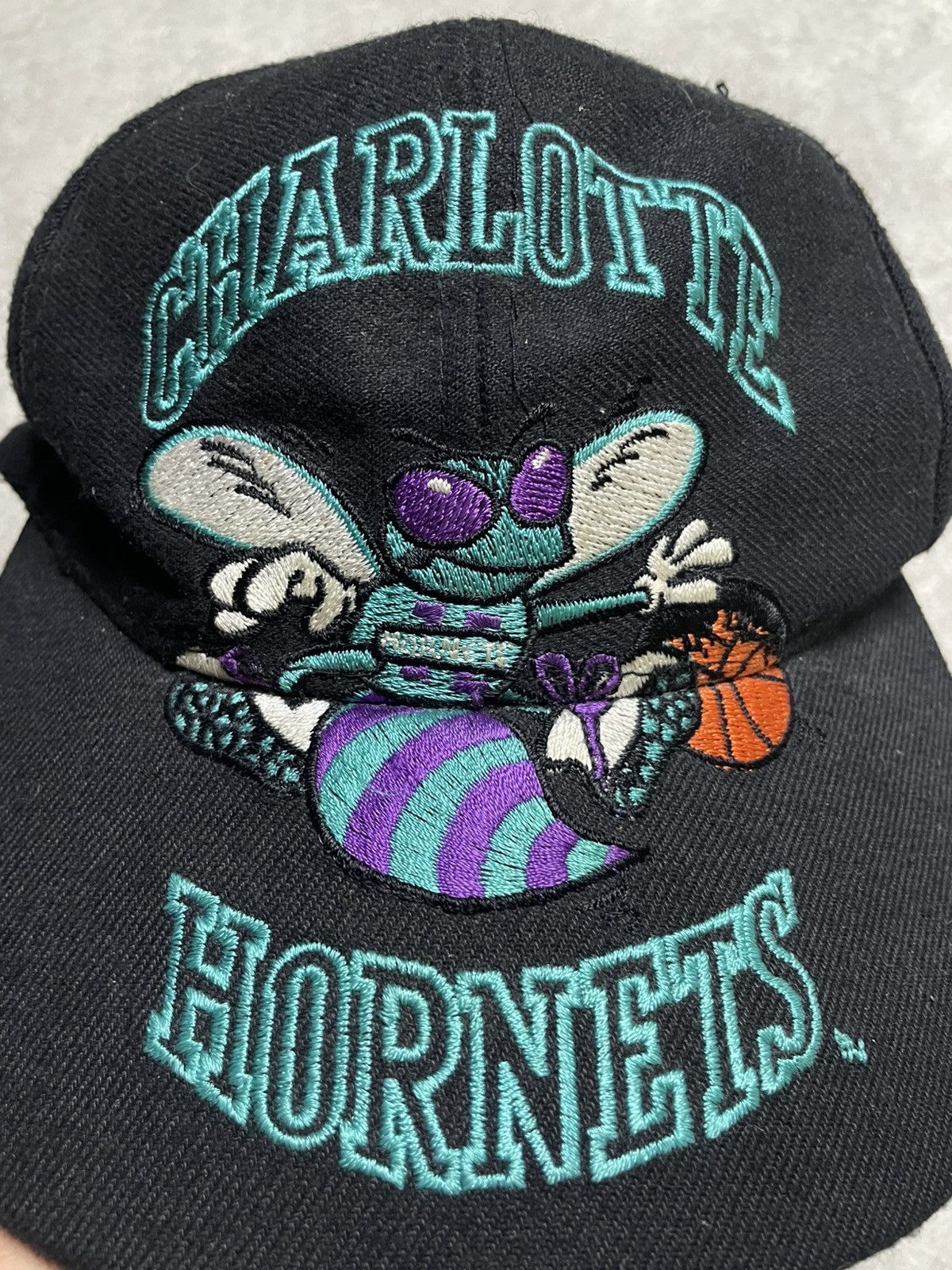 Drew Pearson NFL NBA CHARLOTTE HORNETS SNAPBACK (90s Buzzkiller Energy) Size ONE SIZE - 2 Thumbnail