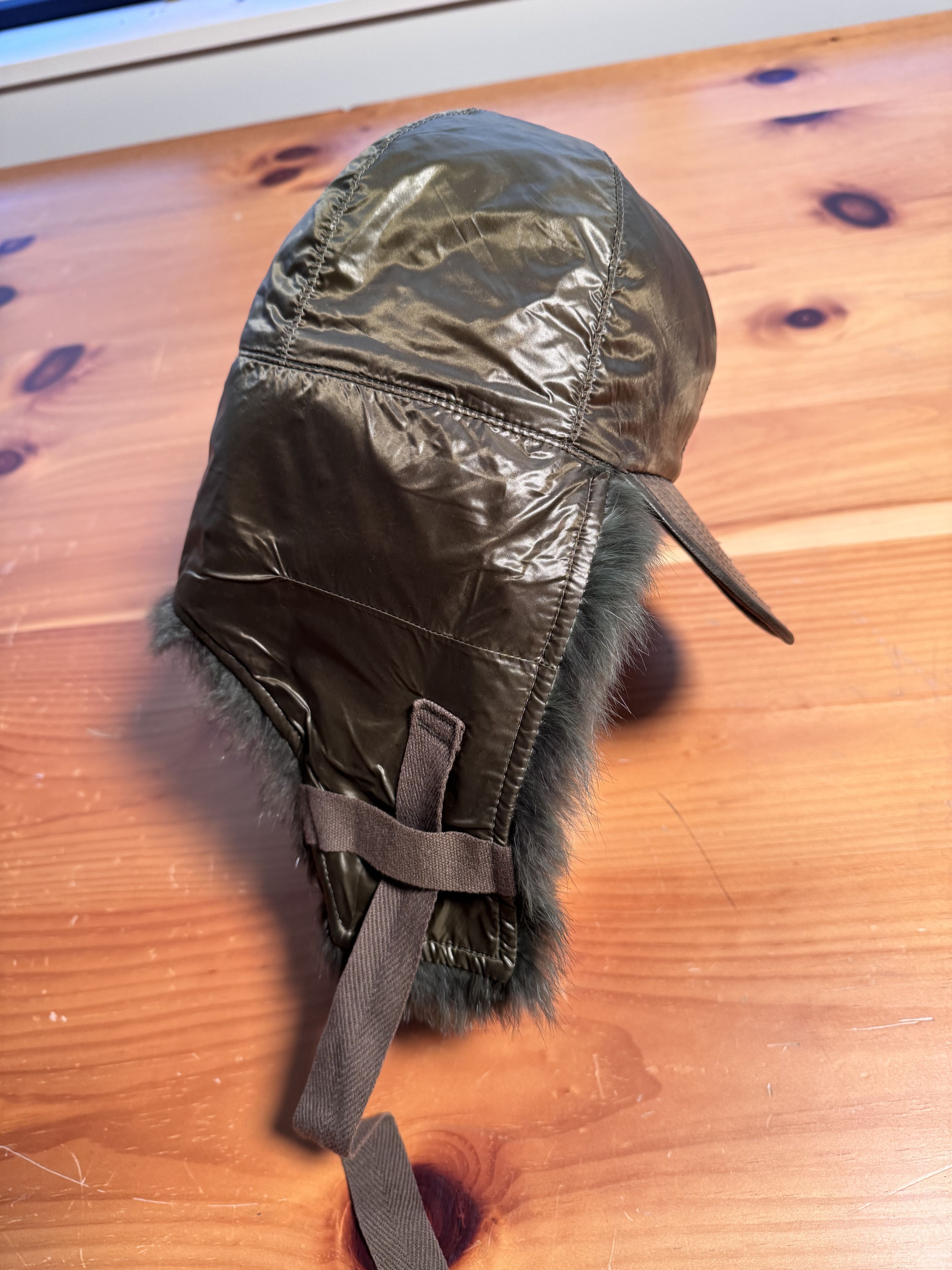 Takahiromiyashita The Soloist. Runway Takahiromiyashita The Soloist Ear flap brim fur hat Size ONE SIZE - 1 Thumbnail