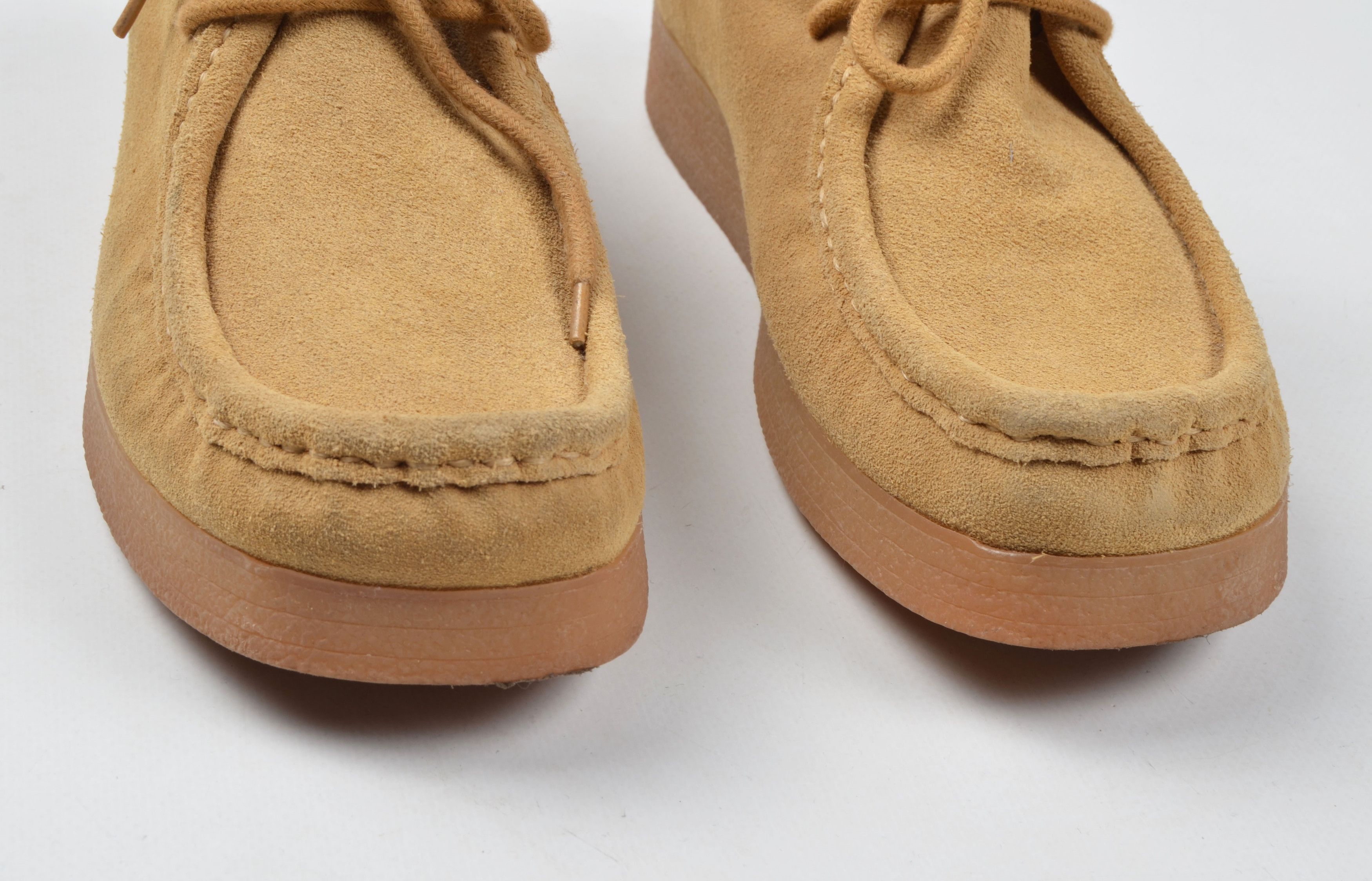 Clarks Clarks Maple Suede Oxfords & Lace Ups Casual Shoes Size US 6 / EU 39 - 4 Thumbnail