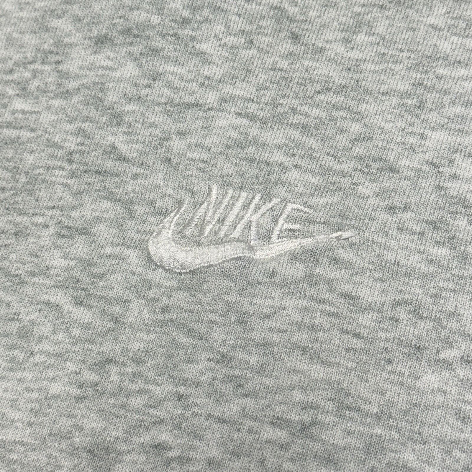 Nike Vintage 80s Nike Hoodie Sweatshirt Mens Large Gray Embroider Size US L / EU 52-54 / 3 - 3 Thumbnail