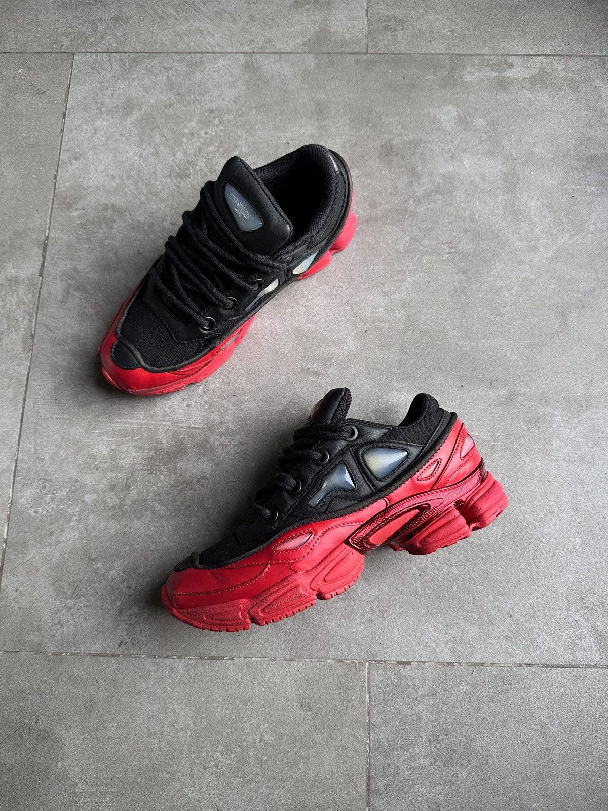 Adidas × Raf Simons SS17 OZWEEGO 3 RED/BLACK Size US 7 / EU 40 - 2 Thumbnail