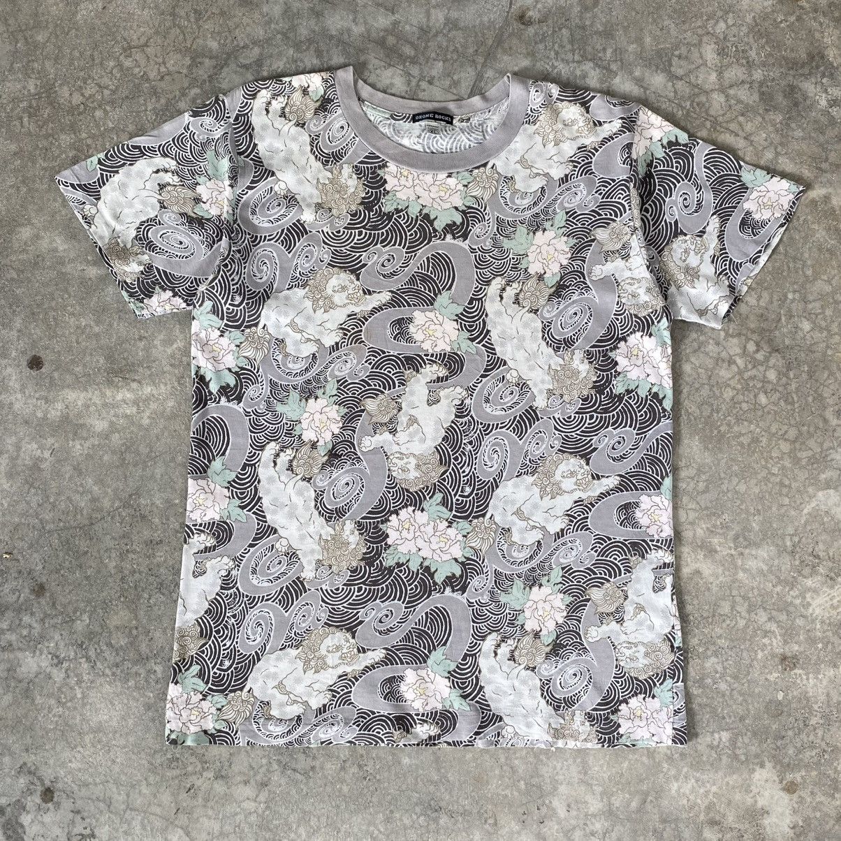 Hysteric Glamour Vintage 90’s Ozone Rocks by HG Komainu Clouds Waves AOP Tee Size US L / EU 52-54 / 3 - 1 Thumbnail