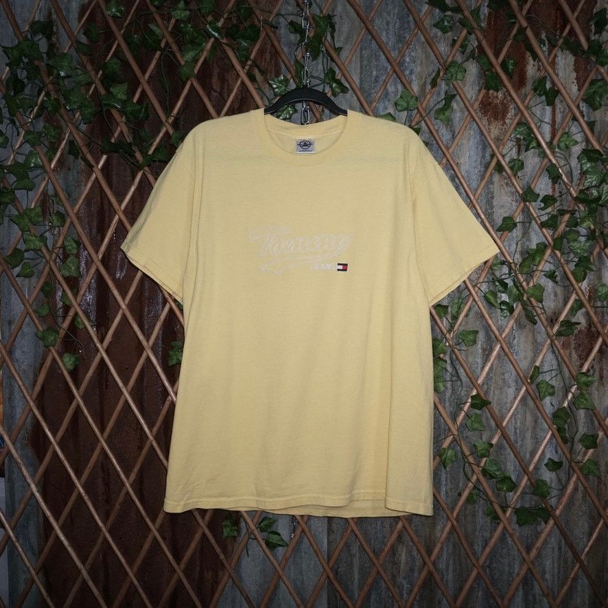 Vintage Large-Vintage Y2K Tommy jeans Hilfiger essential 00s t-shirt Size US L / EU 52-54 / 3 - 1 Thumbnail
