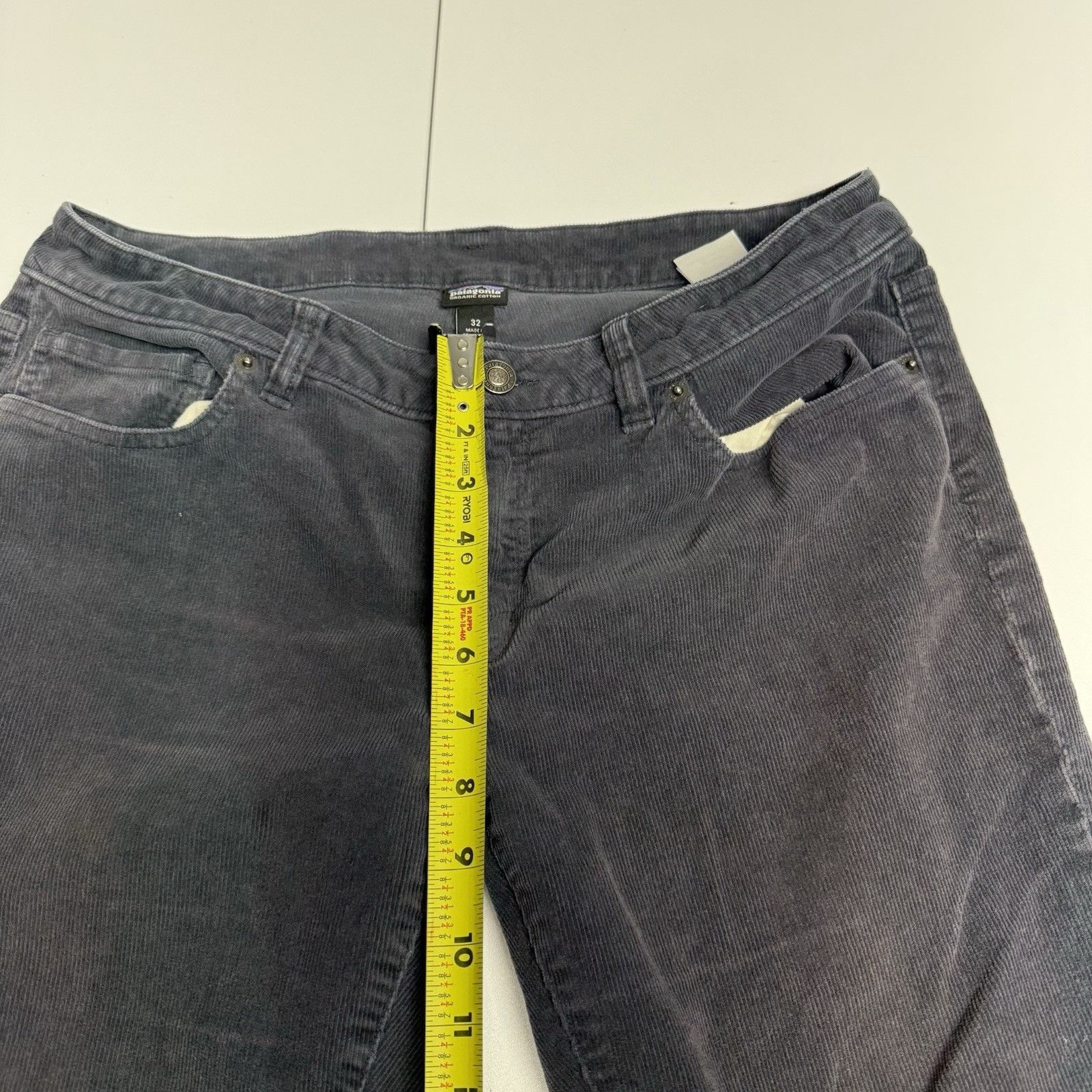 Patagonia Patagonia Womens Corduroy Pants 32 14 Gray Organic Cotton Size 36" / US 14 / IT 50 - 11 Thumbnail