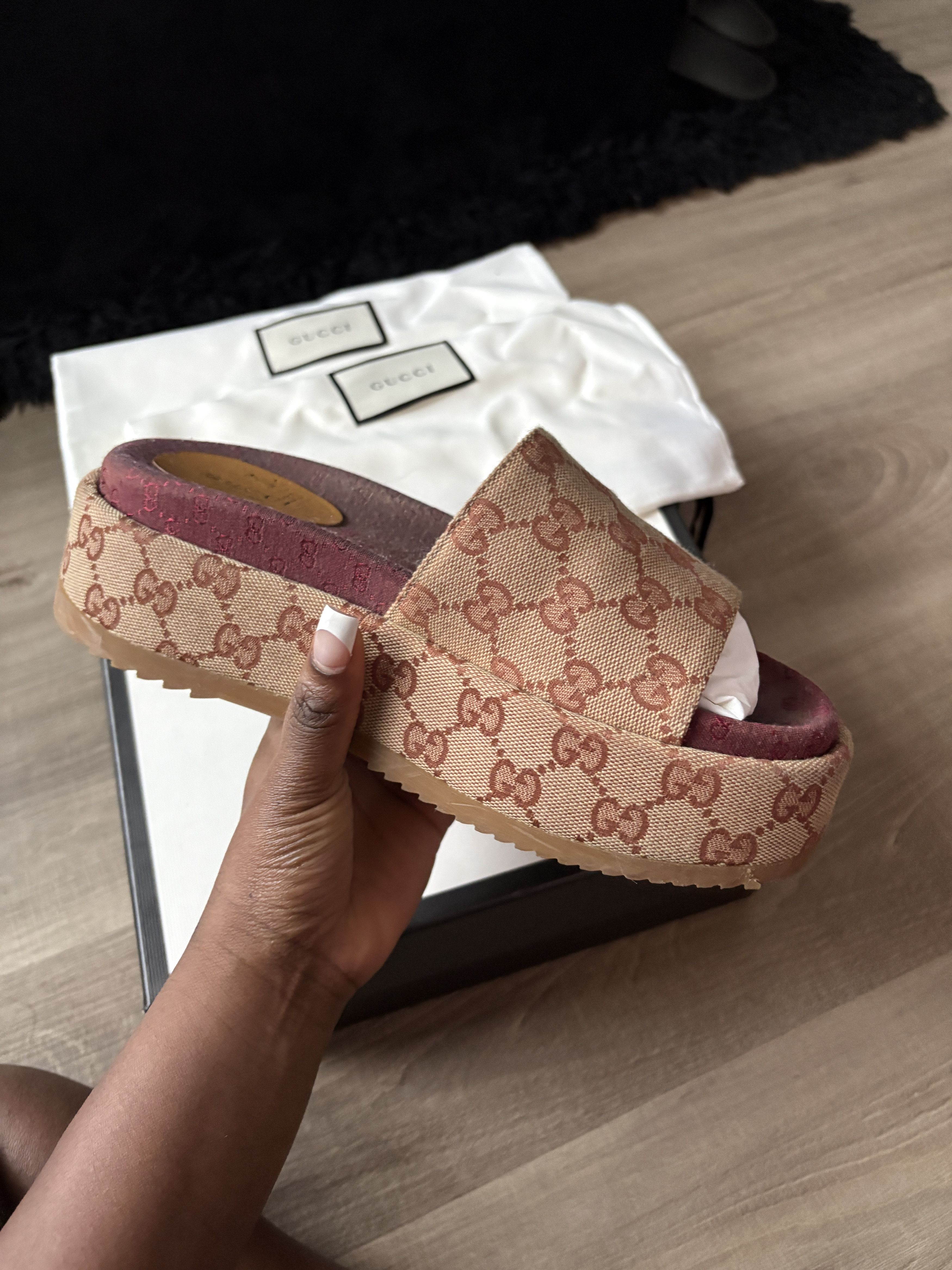 Gucci Gucci GG Supreme Monogram Platform Sandal Size US 7.5 / IT 37.5 - 8 Thumbnail