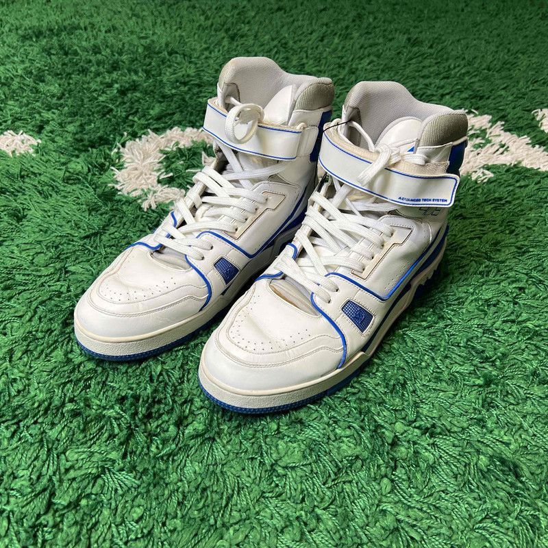 Louis Vuitton Trainer Logo Sneakers in Blue and White -