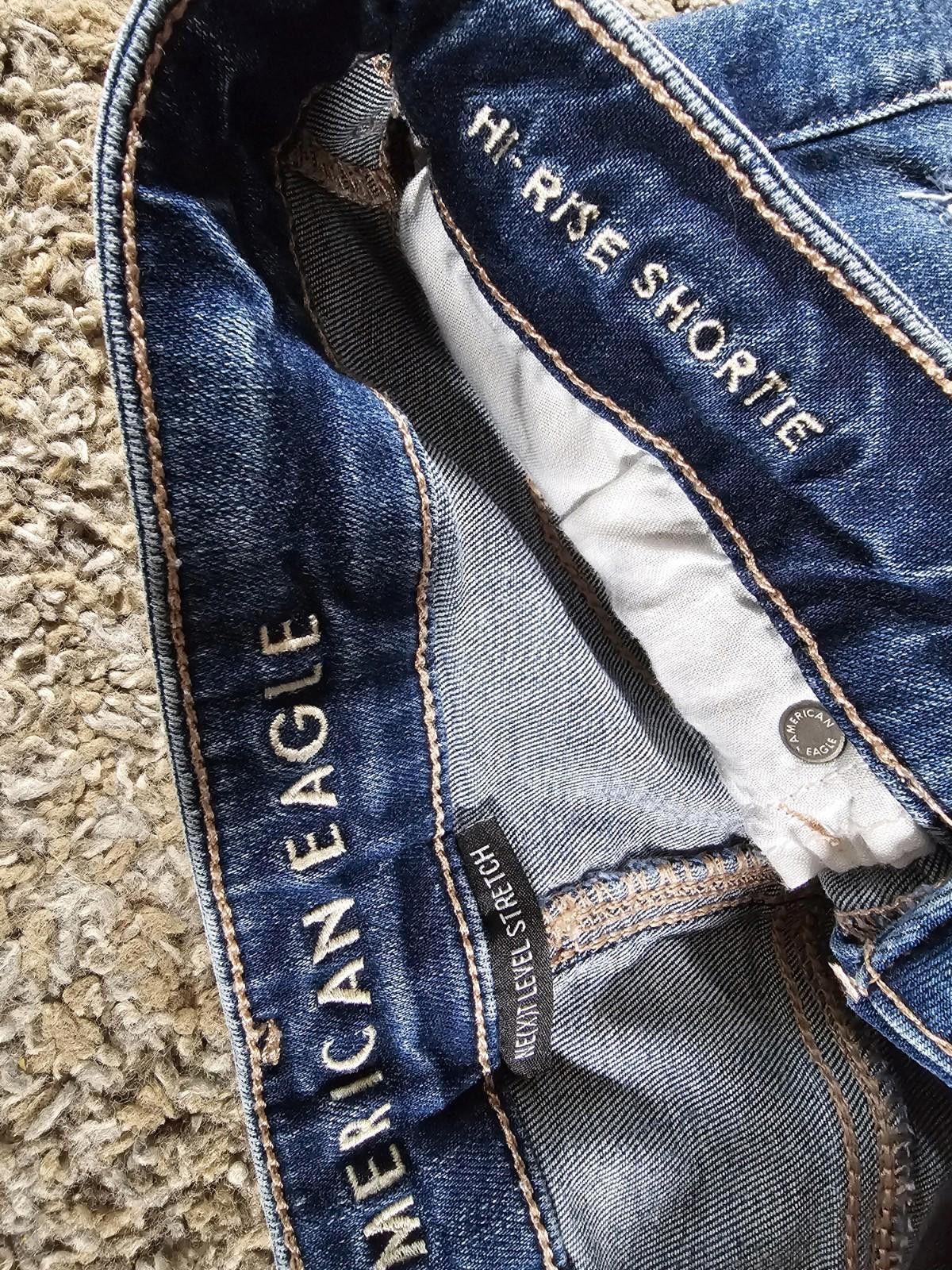 American Eagle Outfitters American Eagle Hi-Rise Shortie Shorts Stretch Distressed sz2 Size 26" / US 2 / IT 38 - 2 Thumbnail