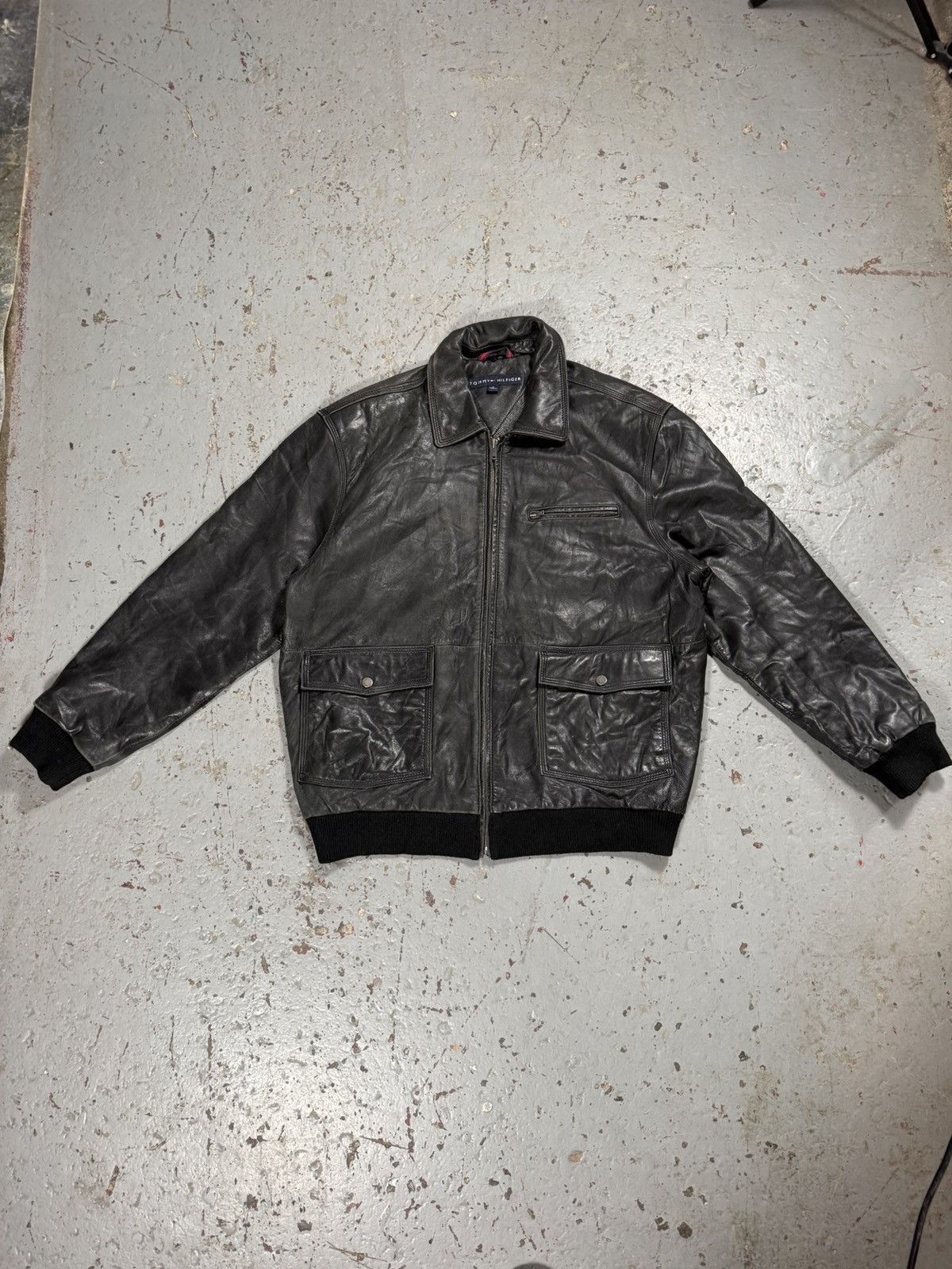 Tommy Hilfiger Vintage Tommy Hilfiger Classic Leather Jacket Size US L / EU 52-54 / 3 - 1 Thumbnail