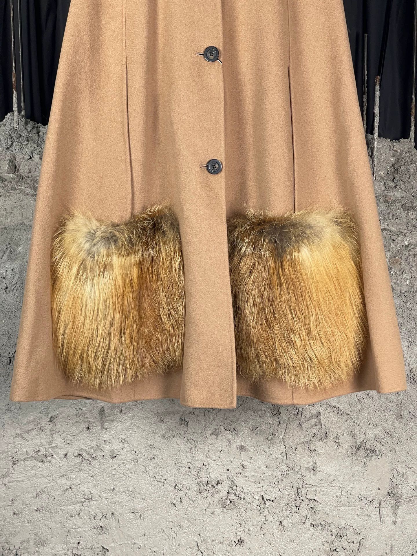 Weekend Max Mara Max Mara Weekend fur cape coat 36 new Size XS / US 0-2 / IT 36-38 - 4 Thumbnail