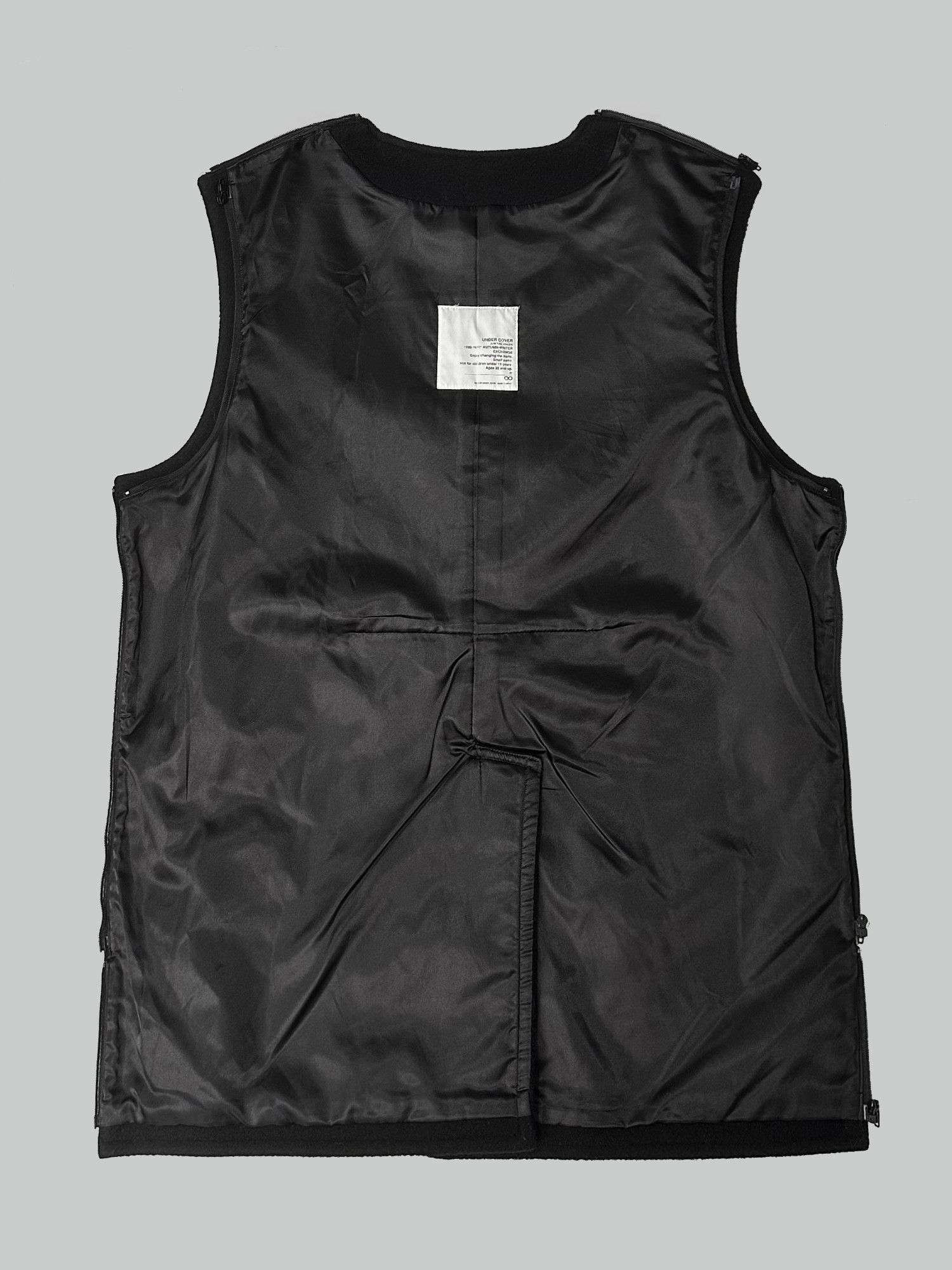 Undercover undercover small parts Size US M / EU 48-50 / 2 - 5 Thumbnail