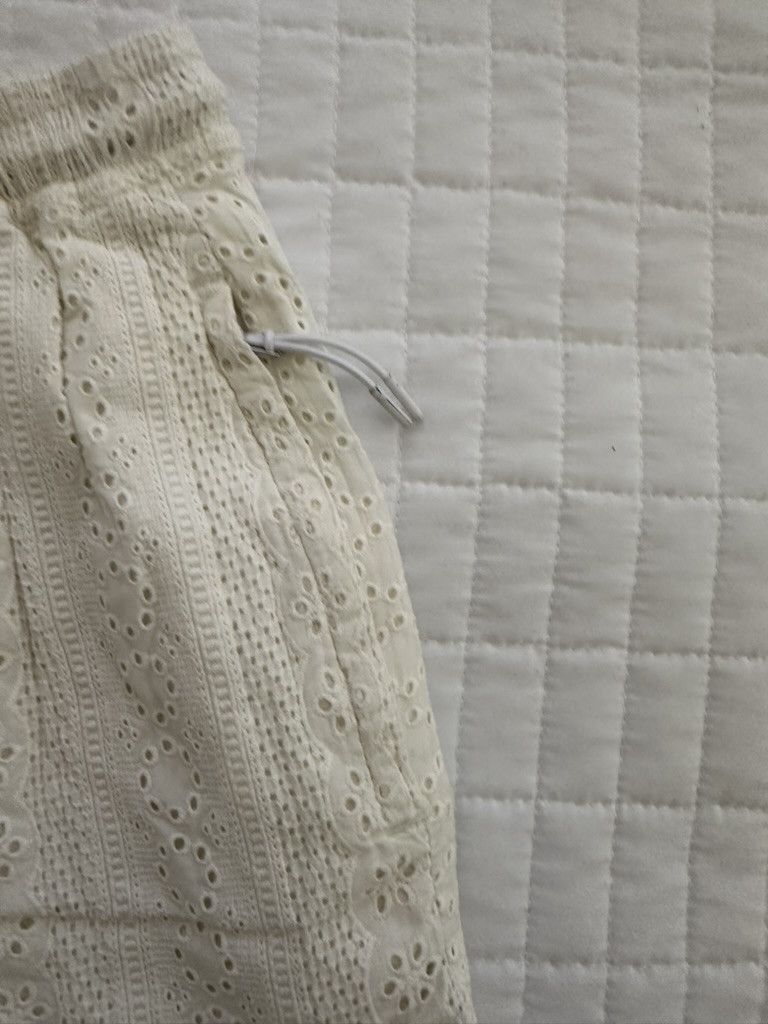 Kith KITH COTTON EYELET BELMONT SHORT SANDRIFT SIZE MEDIUM RARE Size US 32 / EU 48 - 4 Thumbnail