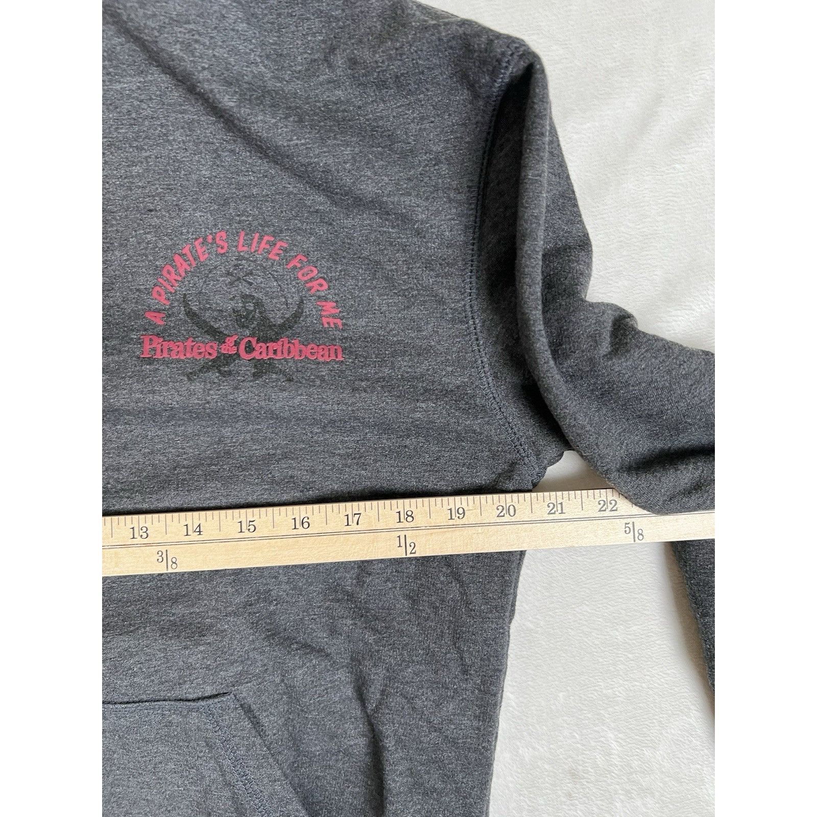 Disney Disney Pirates Of The Caribbean Hoodie Size XS “Dead Men Tel Size US XS / EU 42 / 0 - 6 Thumbnail