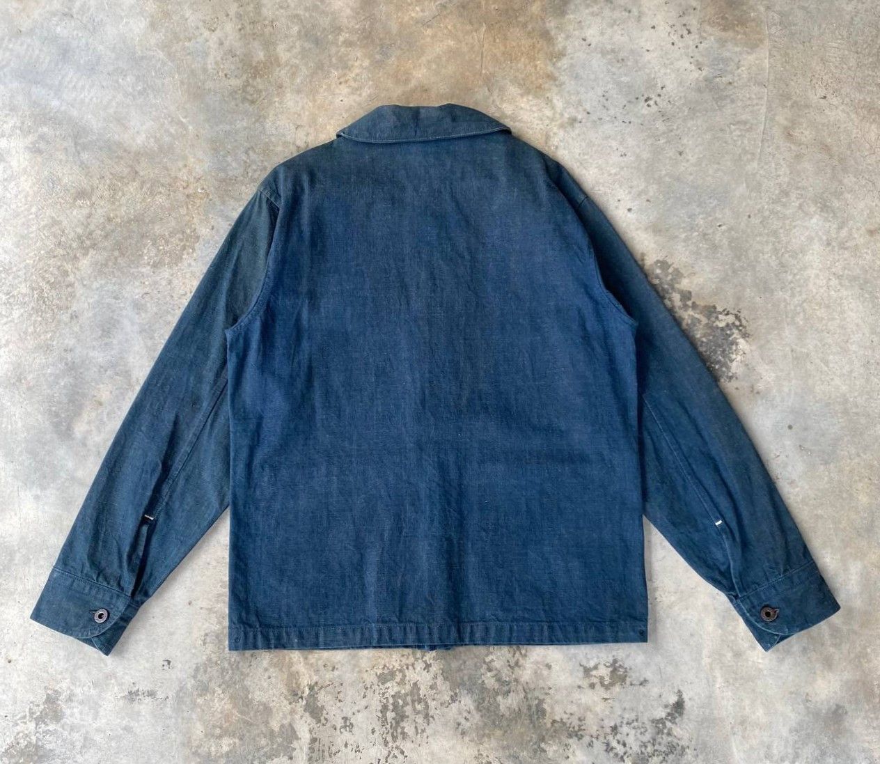 Vintage Vintage 40s-60s Shawl Collar French Blue Chore Denim Jacket Size US L / EU 52-54 / 3 - 7 Thumbnail