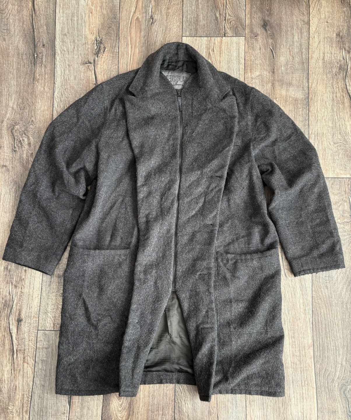 Versace × Versus Versace Vintage 80s Versus Gianni Versace Button/Zip Wool Coat Size US M / EU 48-50 / 2 - 2 Thumbnail