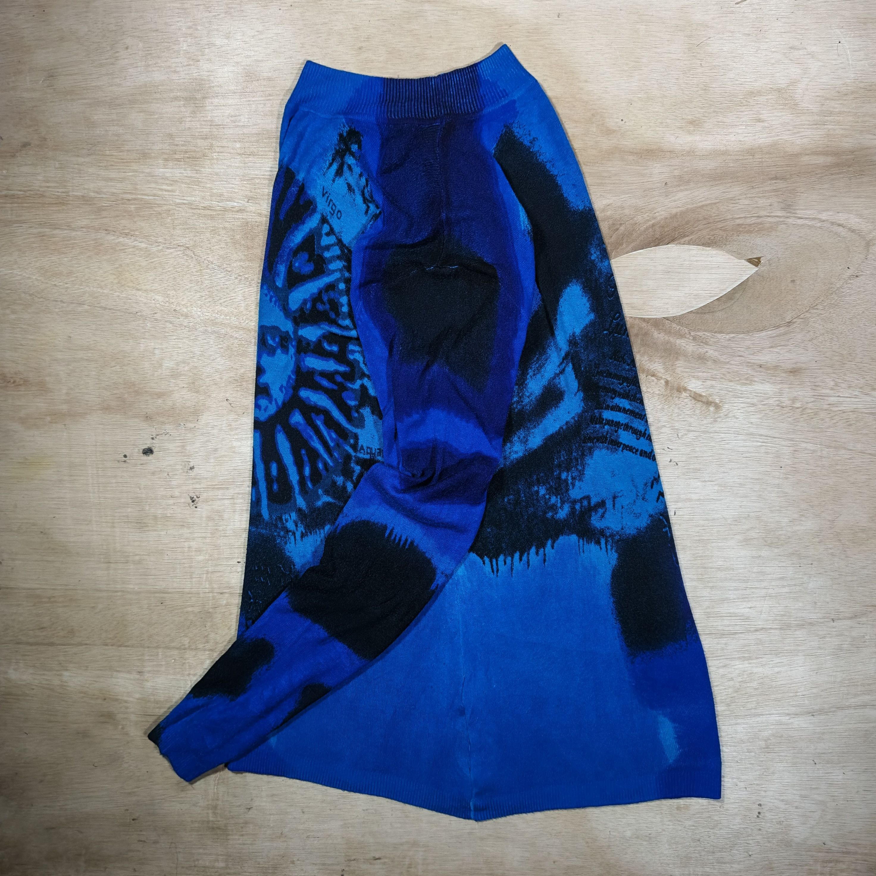 Other 2000's ST.Christopher Graphic Zodiac Sun&Moon Print Knit Top Size US L / EU 52-54 / 3 - 11 Thumbnail