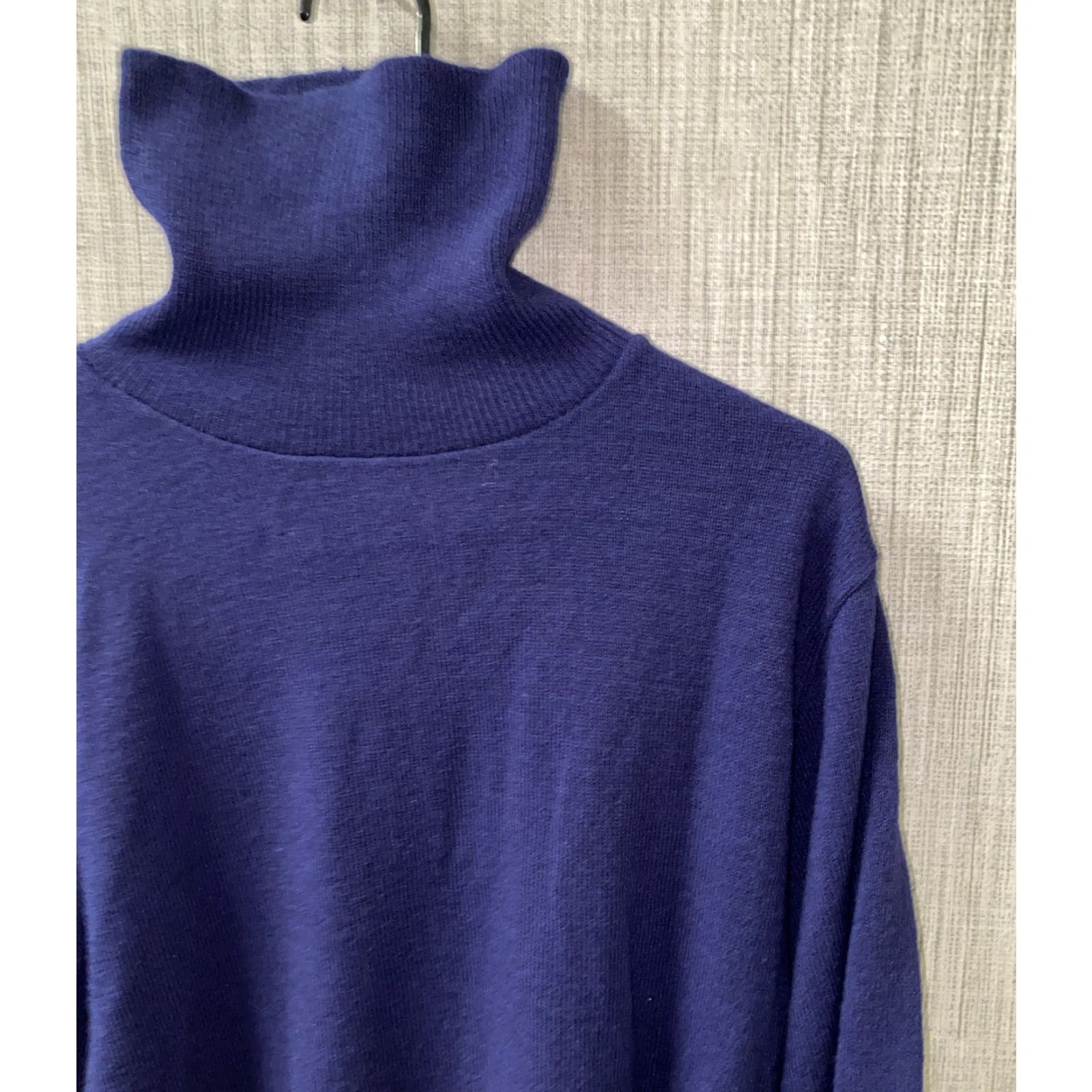 Vintage VINTAGE Tuxan Sweater Moc Neck Men Navy Blue Acrylic Size M/L Regular 21 In Armpit Size US M / EU 48-50 / 2 - 2 Thumbnail