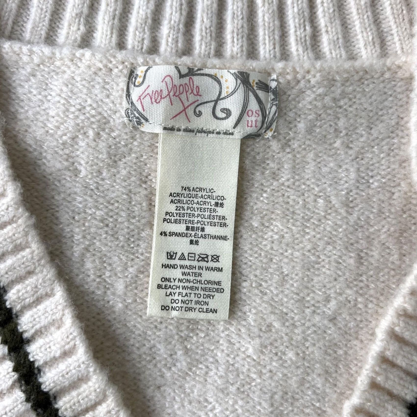 Free People VINTAGE Free People Sweater Vest Womens One Size Ivory V Neck Tie Sides Tassel Knit Size ONE SIZE - 6 Thumbnail