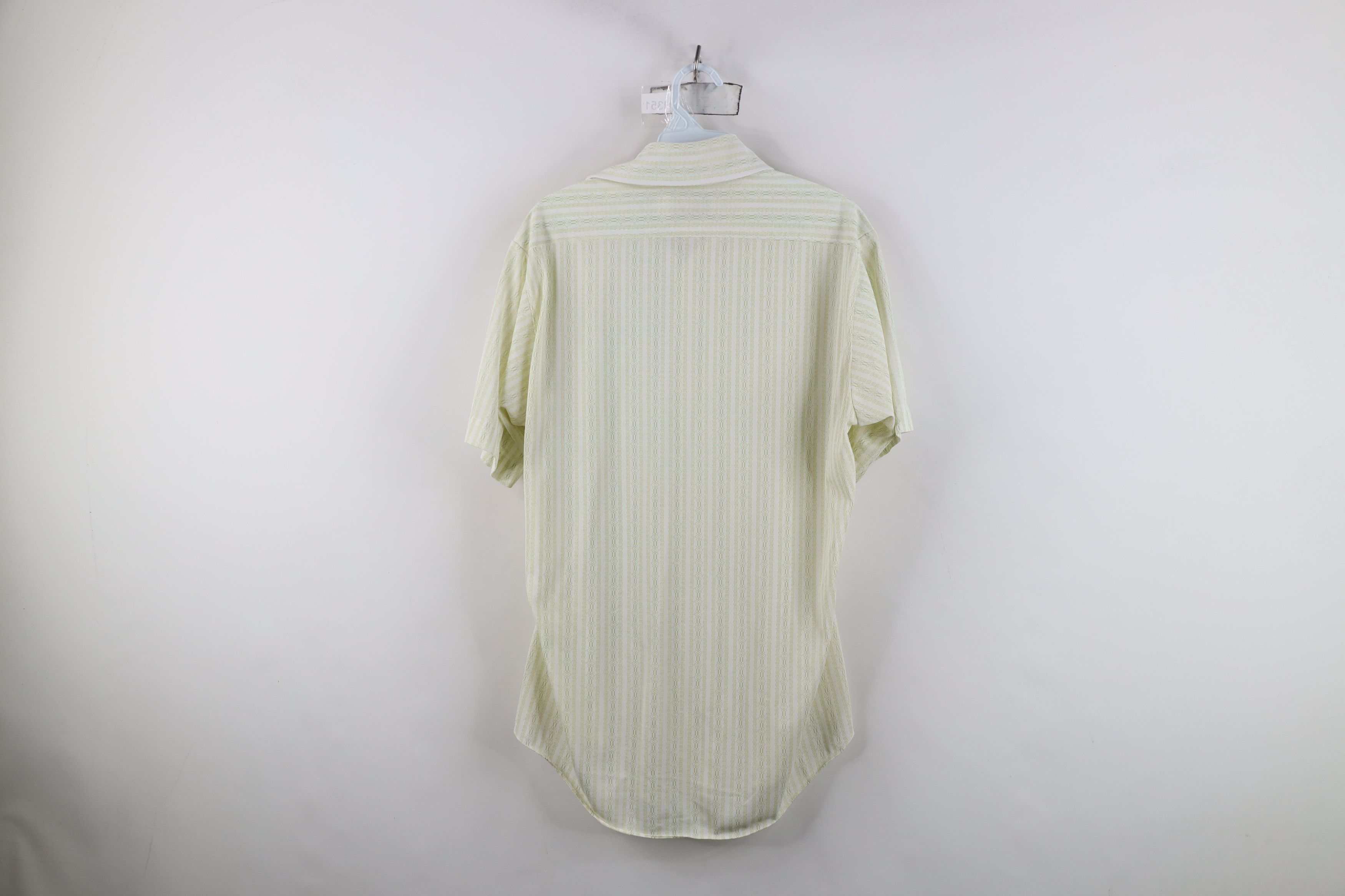 Vintage Vintage 70s Streetwear Collared Short Sleeve Button Shirt Size US L / EU 52-54 / 3 - 10 Thumbnail