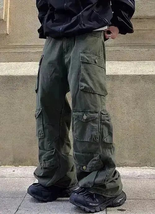 Japanese Brand Utility grunge multi pocket cargo pants Size US 32 / EU 48 - 1 Thumbnail