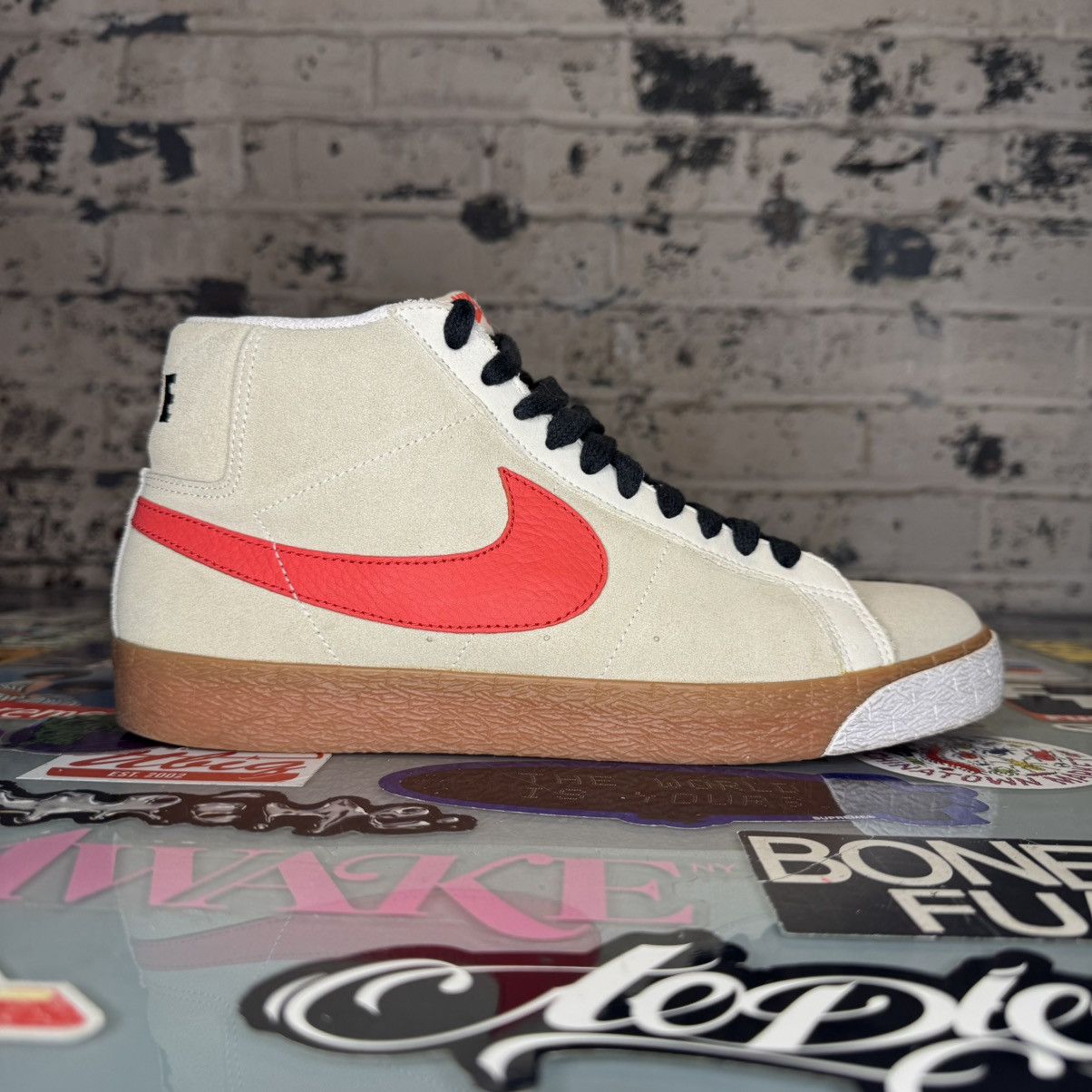 Nike SB Nike SB Blazer Mid Premium Swoosh Life Sz 10 No Box Size US 10 / EU 43 - 3 Thumbnail