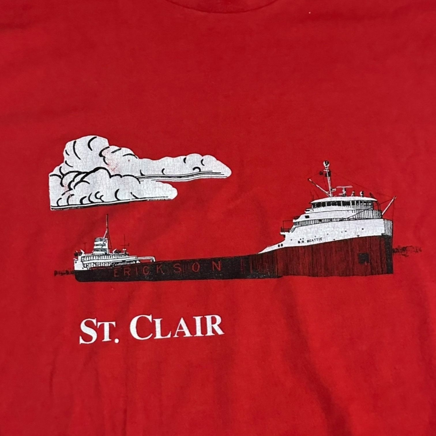 Hanes 90s St. Claire red tee Size US XL / EU 56 / 4 - 2 Thumbnail