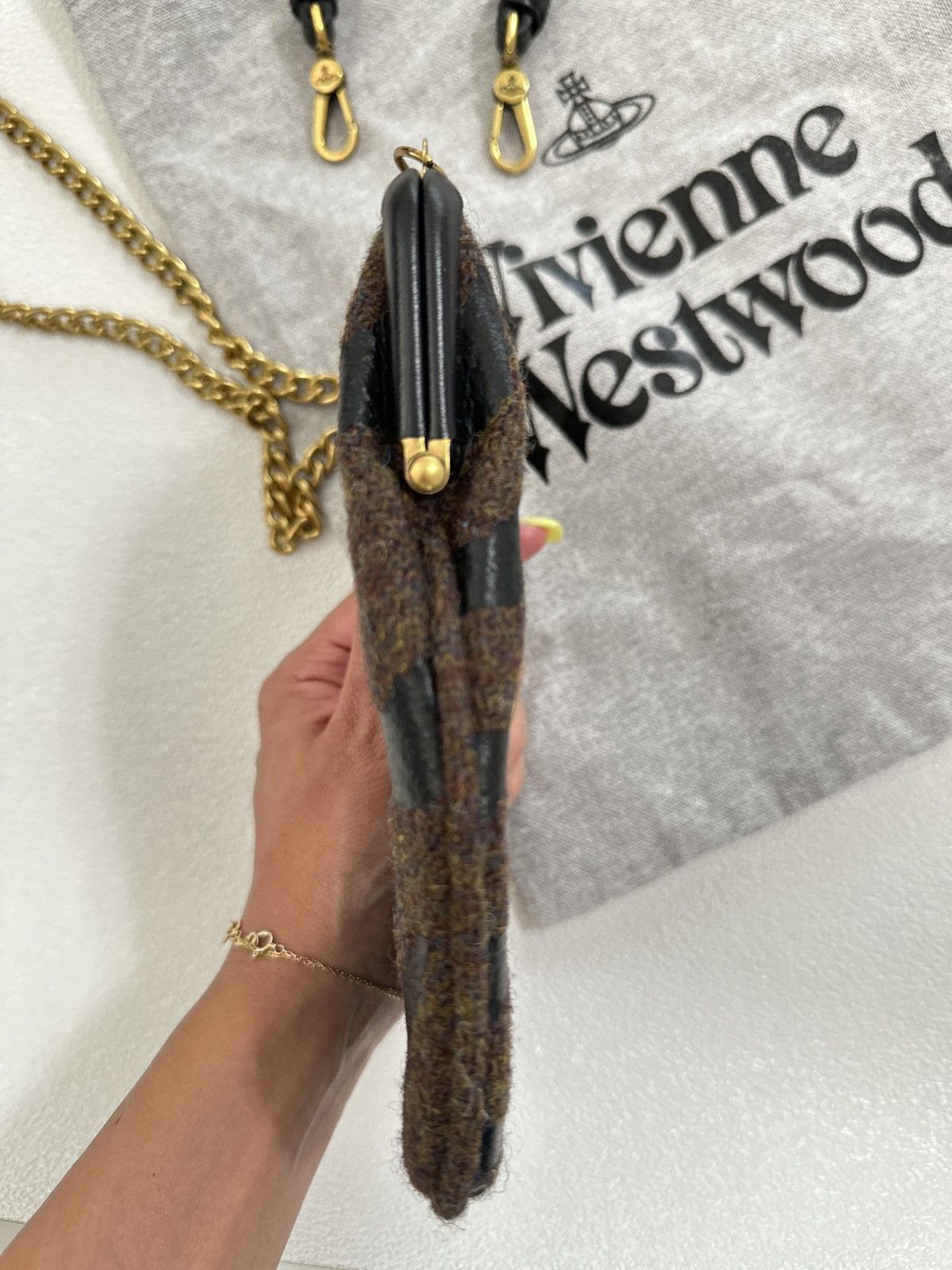 Vivienne Westwood NWOT Authentic Vivienne Westwood black in tiger chain purse Size ONE SIZE - 4 Thumbnail