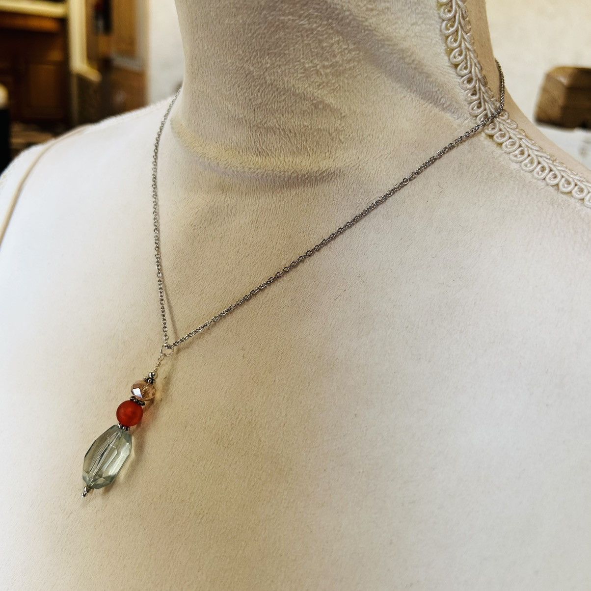 Handmade Handcrafted faceted crystal frosted glass lucite necklace Size ONE SIZE - 4 Thumbnail
