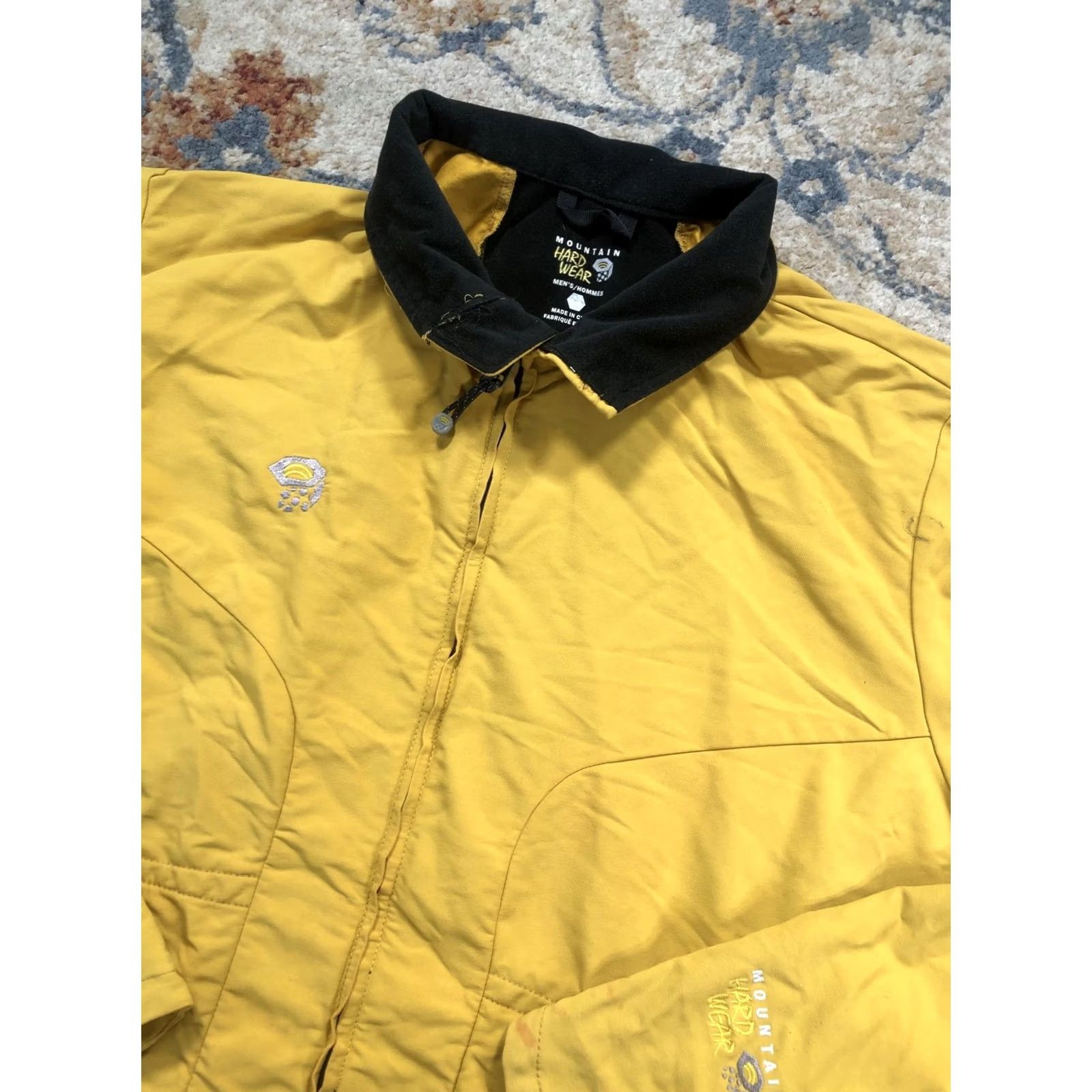 Mountain Hardwear Mountain Hardwear Jacket Mens L Yellow Windbreaker Full Zip Nylon Cycling Wind-Resistant Pockets Reflective Size US L / EU 52-54 / 3 - 6 Thumbnail