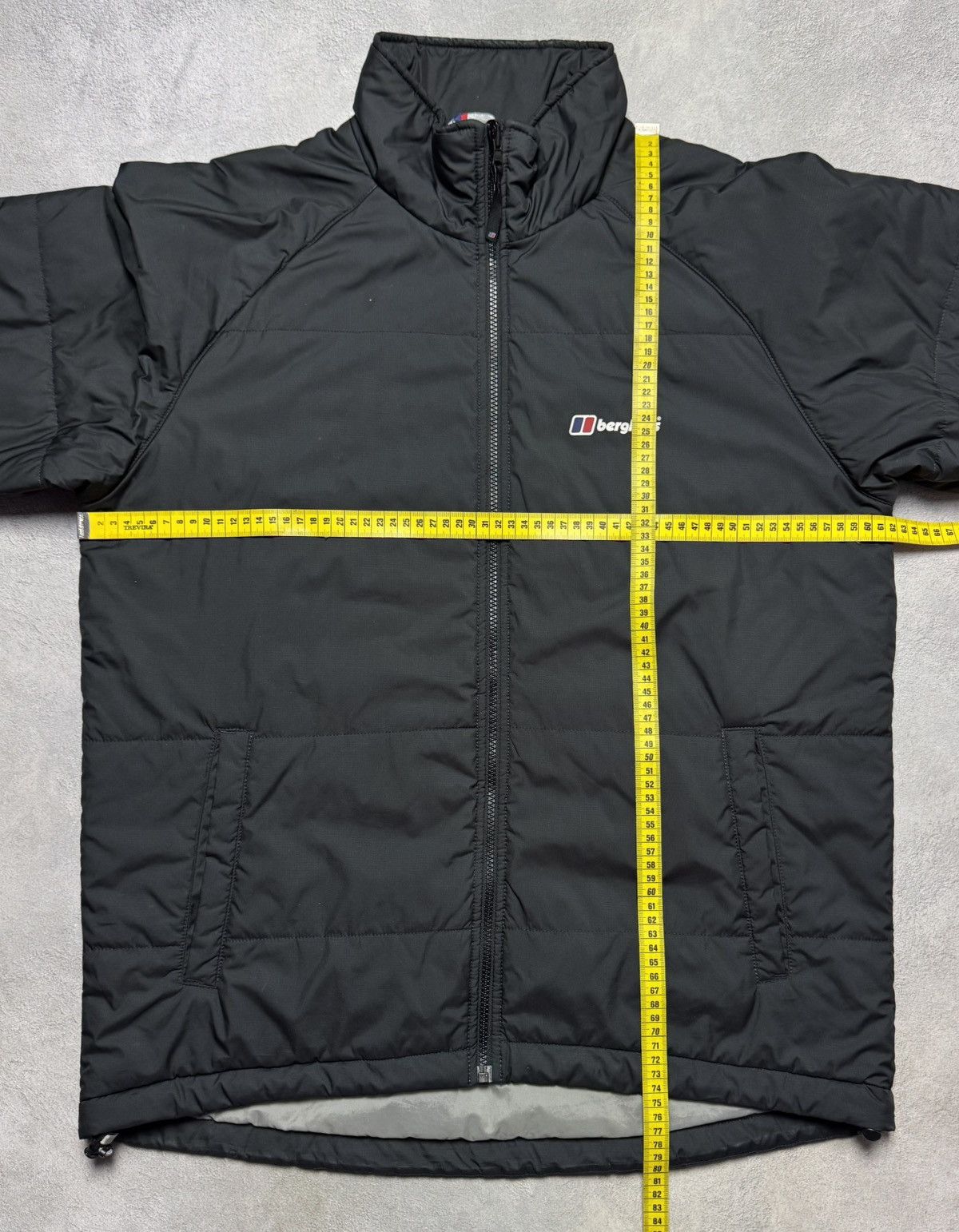 Berghaus Berghaus Puffer Down Jacket Zip Up Logo Size US XL / EU 56 / 4 - 15 Thumbnail