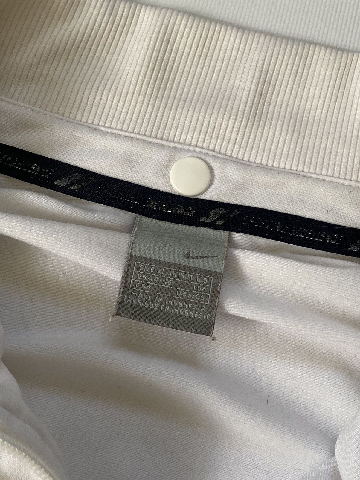 Nike Nike Vintage Zip up BOG LOGO ON THE BACK NIKE AIR Size US L / EU 52-54 / 3 - 7 Thumbnail