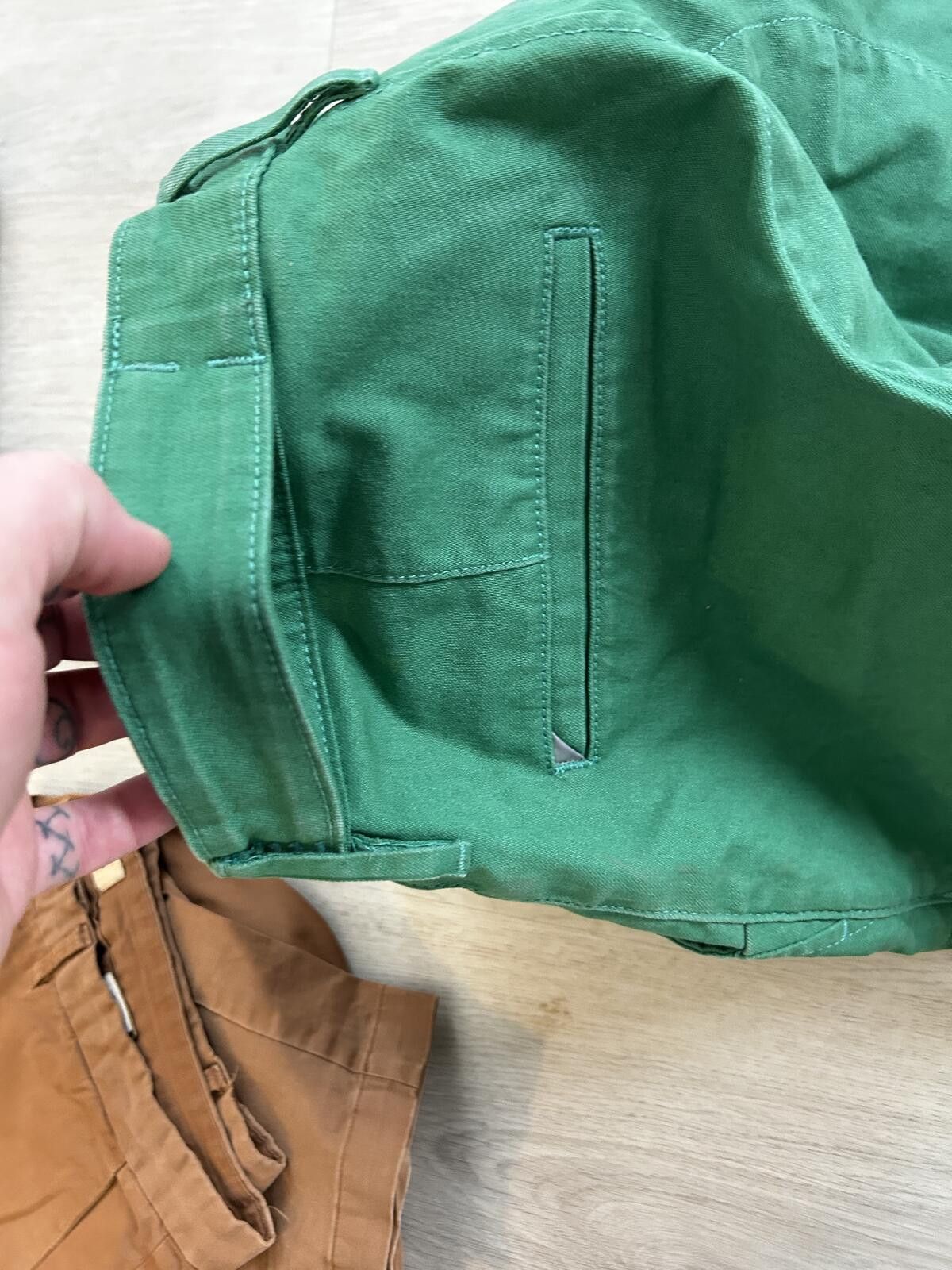 Other Levi's Commuter Green Reflective Bicycle Shorts Size 34 Size US 34 / EU 50 - 7 Thumbnail