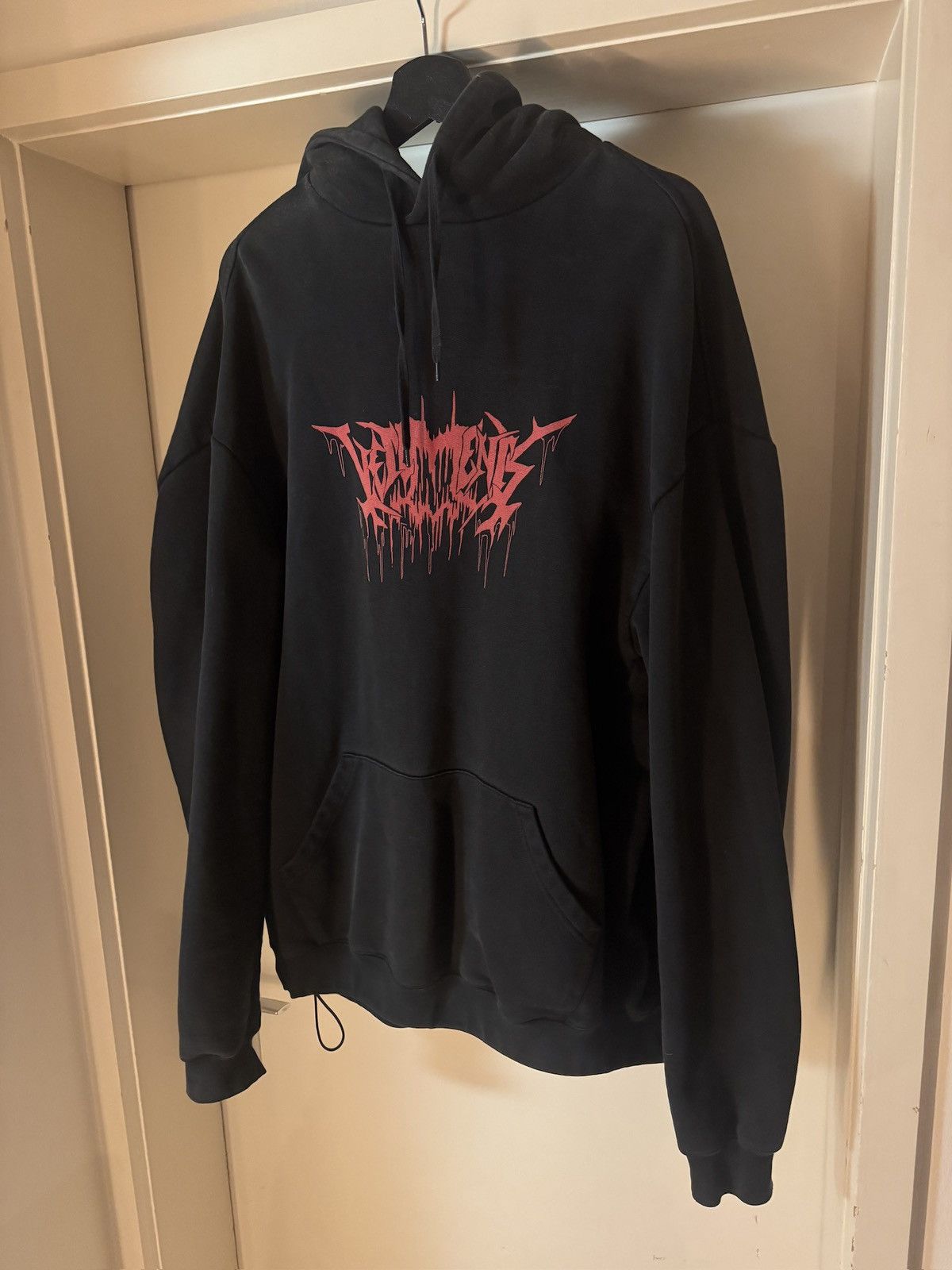 Vetements Vetements FW18 “World Tour” Hoodie – XS (Oversized) Size US XS / EU 42 / 0 - 1 Thumbnail