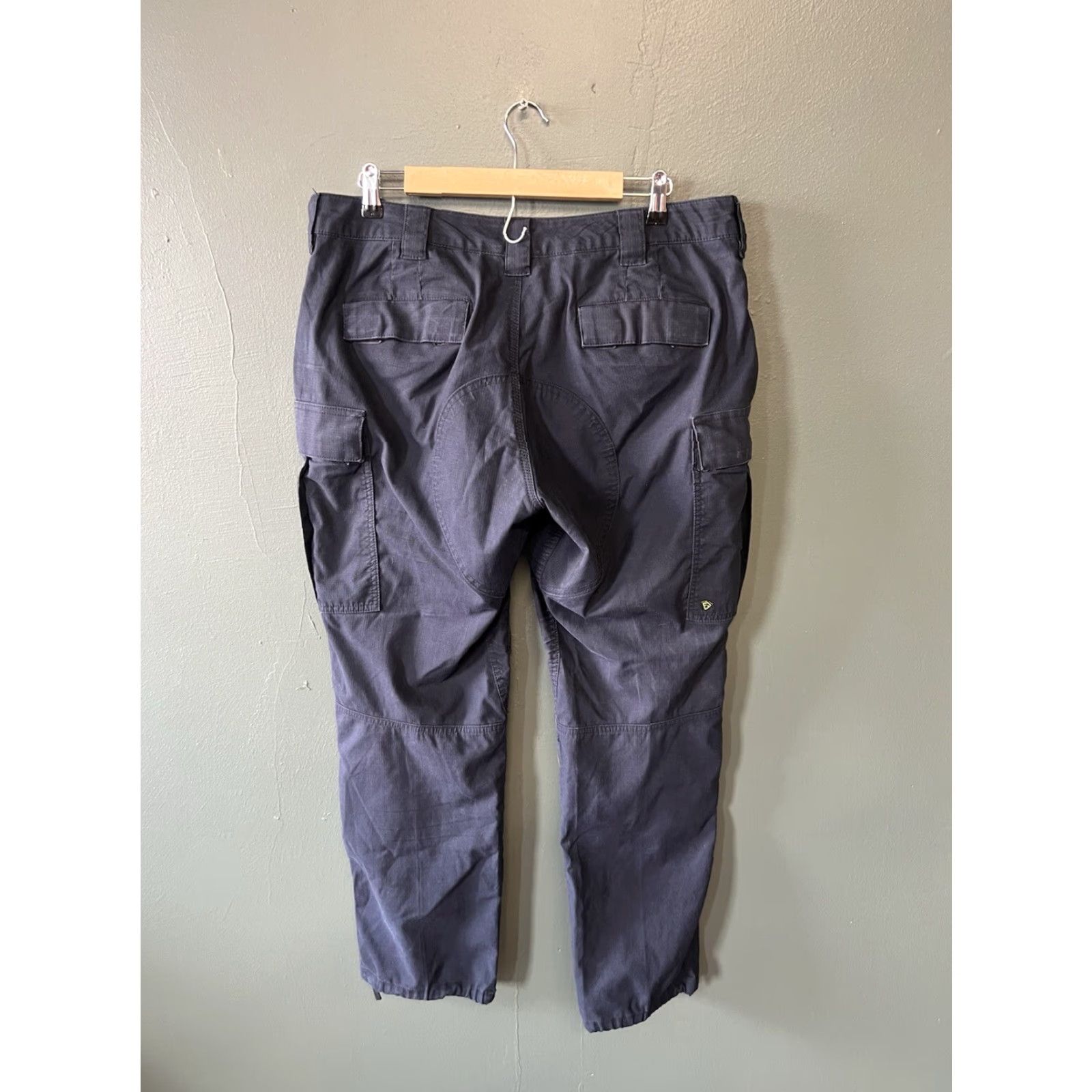 Vintage First Tactical Pants Womens Size 16 Dark Blue Cargo Ripstop Been Hemmed Size 38" / US 16 / IT 52 - 2 Thumbnail