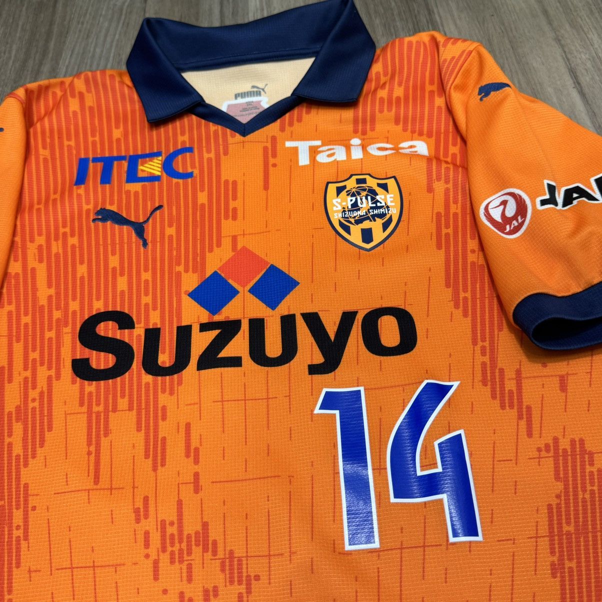 Puma Shimizu S-Pulse 2023 home shirt #14 shirasaki Size US L / EU 52-54 / 3 - 3 Thumbnail