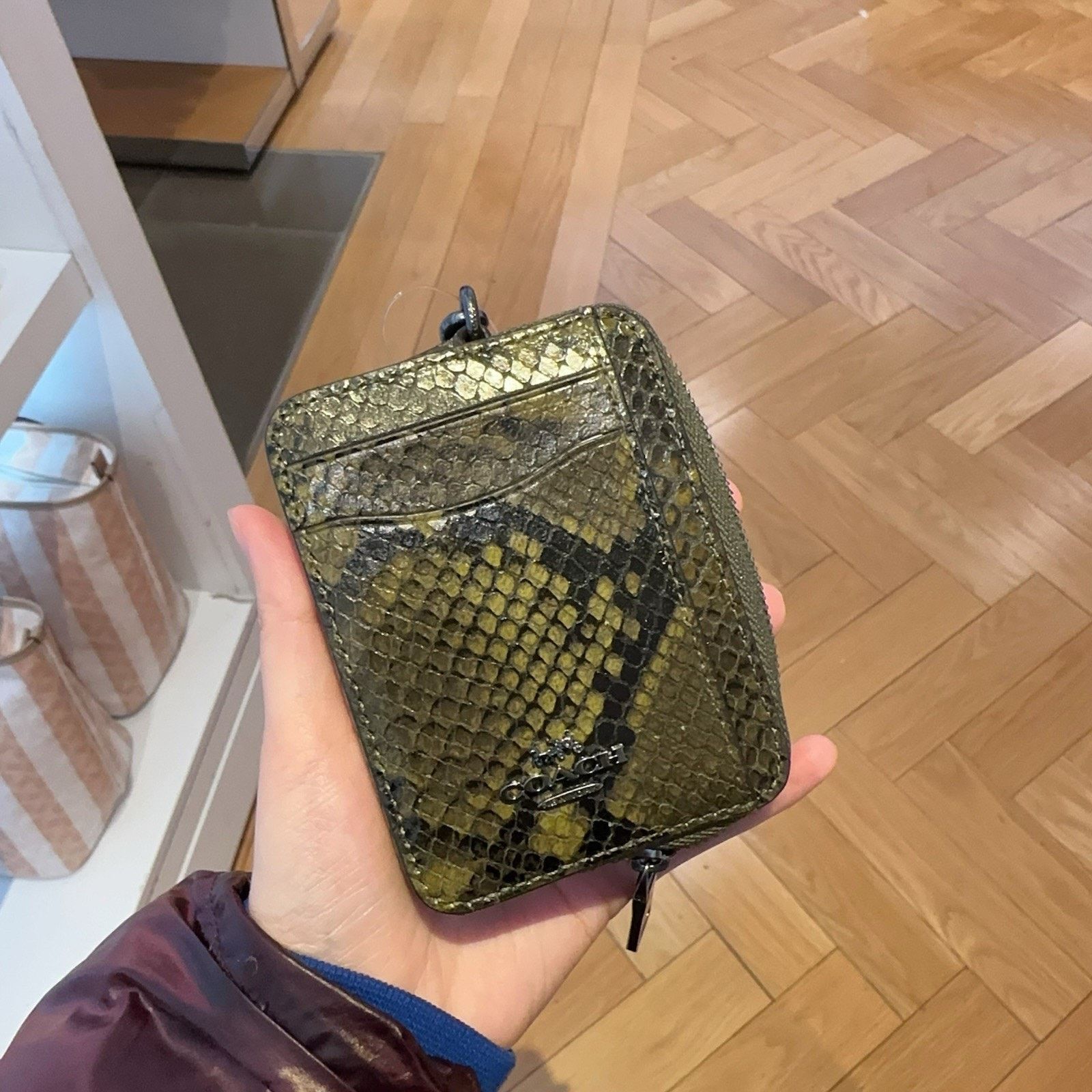 Coach NWT Coach Zip Card Case Wallet Snakeskin Leather Olive Size ONE SIZE - 1 Thumbnail