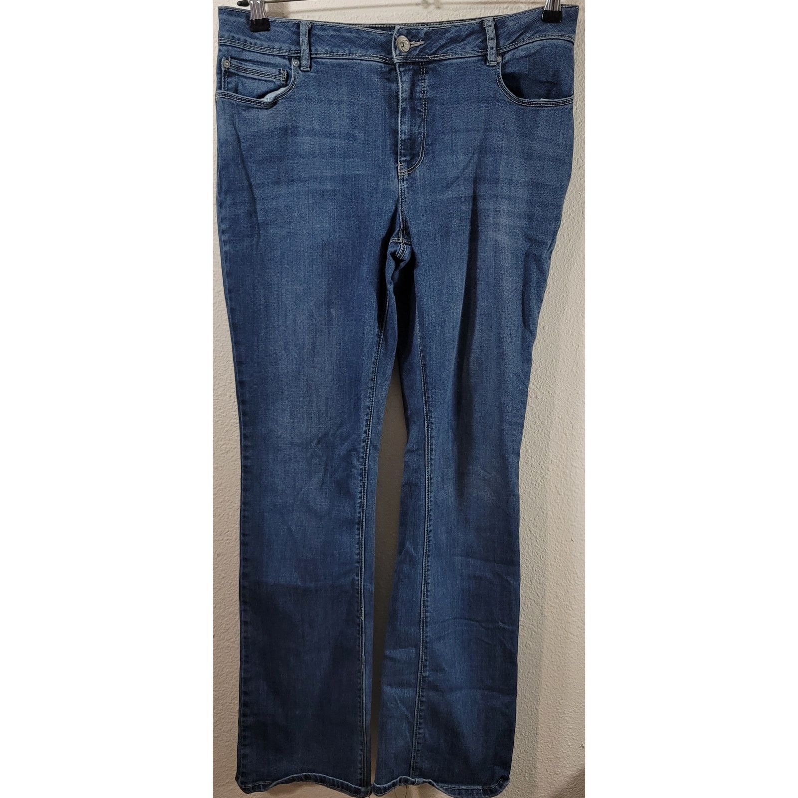 Other Cato Blue Contemporary Light Washed Denim Jeans 12 Stretch Size 34" / US 12 / IT 48 - 1 Thumbnail