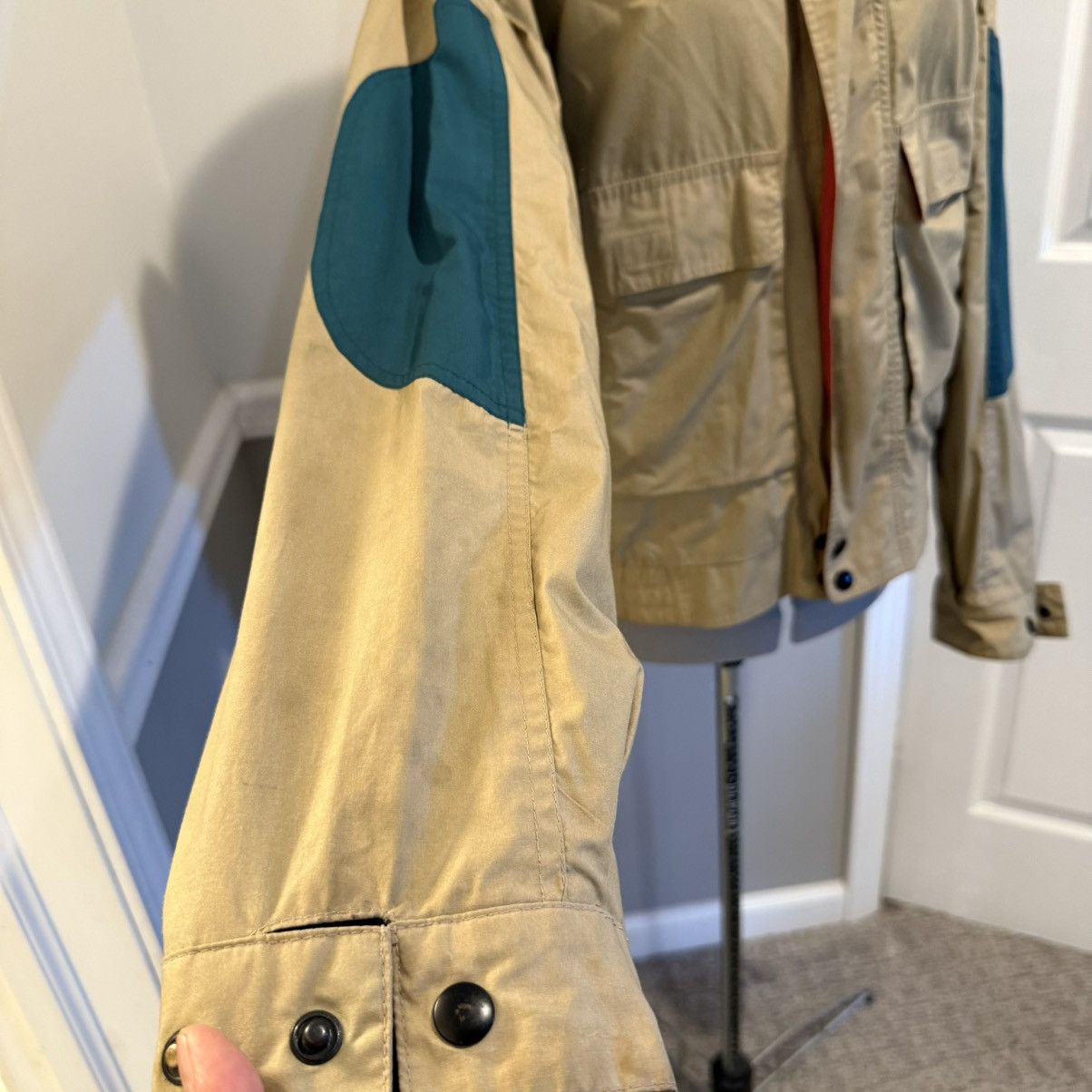 John Weitz John Weitz VTG Tan Blue Jacket Windbreaker Bomber L Size US L / EU 52-54 / 3 - 2 Thumbnail