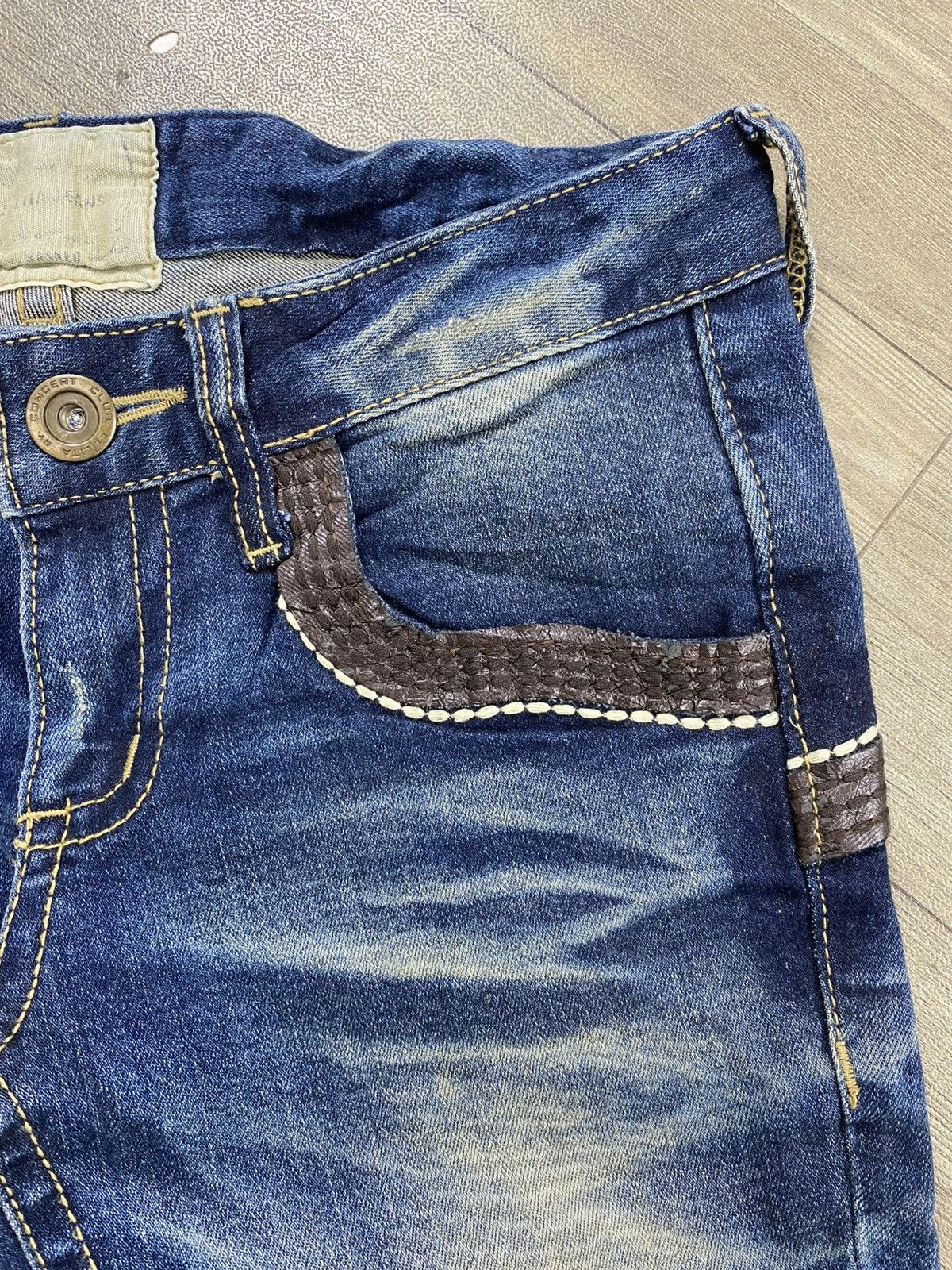 Le Grande Bleu (L.G.B.) 2000s Lolita Distressed Lgb Ifsixwasnine Style Flared Jeans Size US 30 / EU 46 - 8 Thumbnail