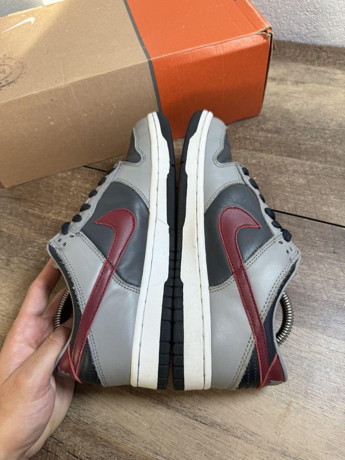 Nike Nike Dunk Low SB Pro 2002 Grey Team Red Anthracite Size 7.5 Size US 7.5 / EU 40-41 - 5 Thumbnail