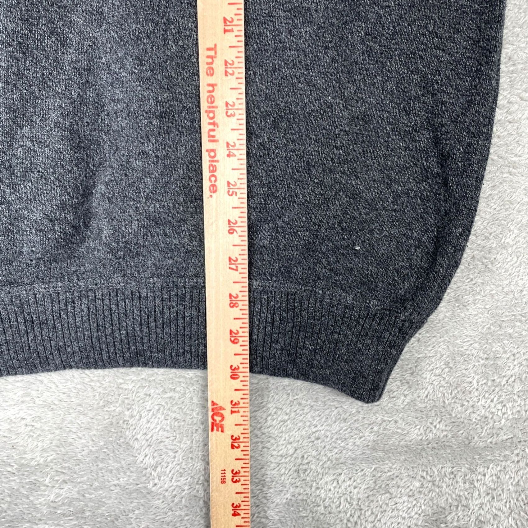 American Eagle Outfitters American Eagle Sweater Mens XLT Gray V Neck Cotton Pullover Solid Basic Size US XL / EU 56 / 4 - 7 Thumbnail
