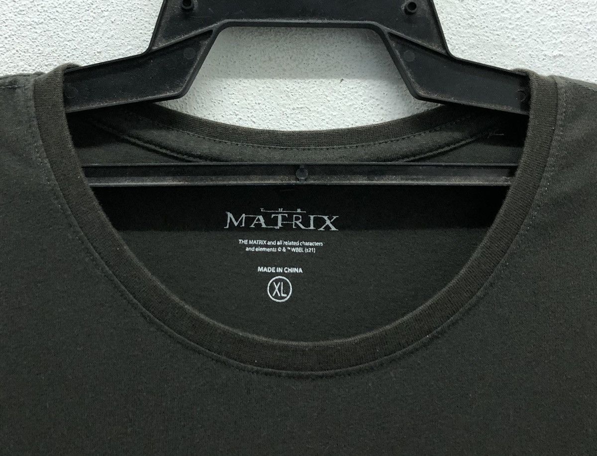 Vintage Vintage The Matrix T-Shirt Size US XL / EU 56 / 4 - 5 Thumbnail