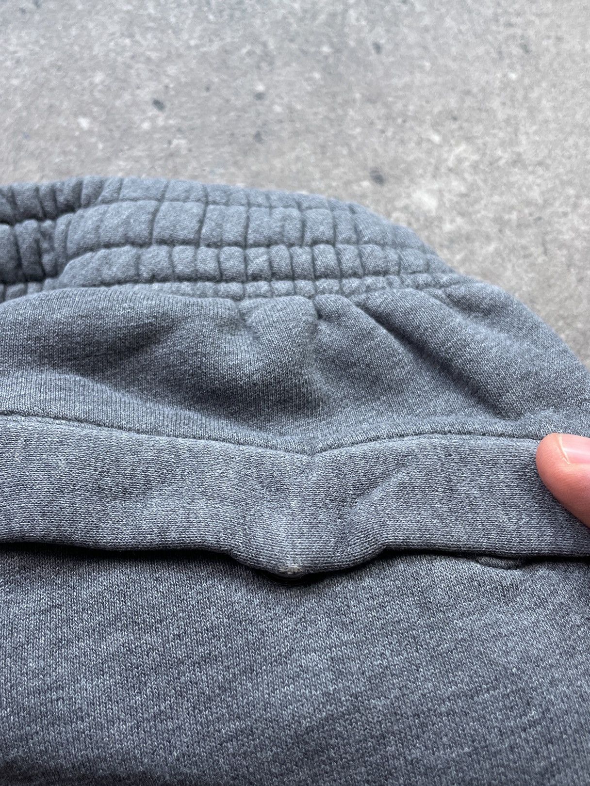 Nike Vintage Gray Nike Sweatpants Size US 34 / EU 50 - 6 Thumbnail